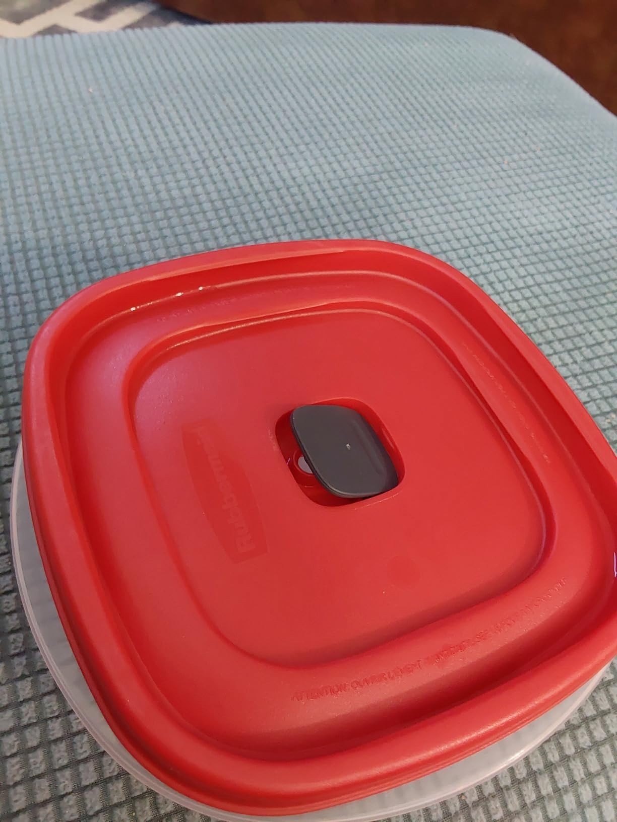Rubbermaid 16-Piece BPA-Free Plastic Food Storage Set, Red Vented Lids - Microwave, Dishwasher Safe: Perfect for Meal Prep, Leftovers, and Kitchen Organization customer photo 1