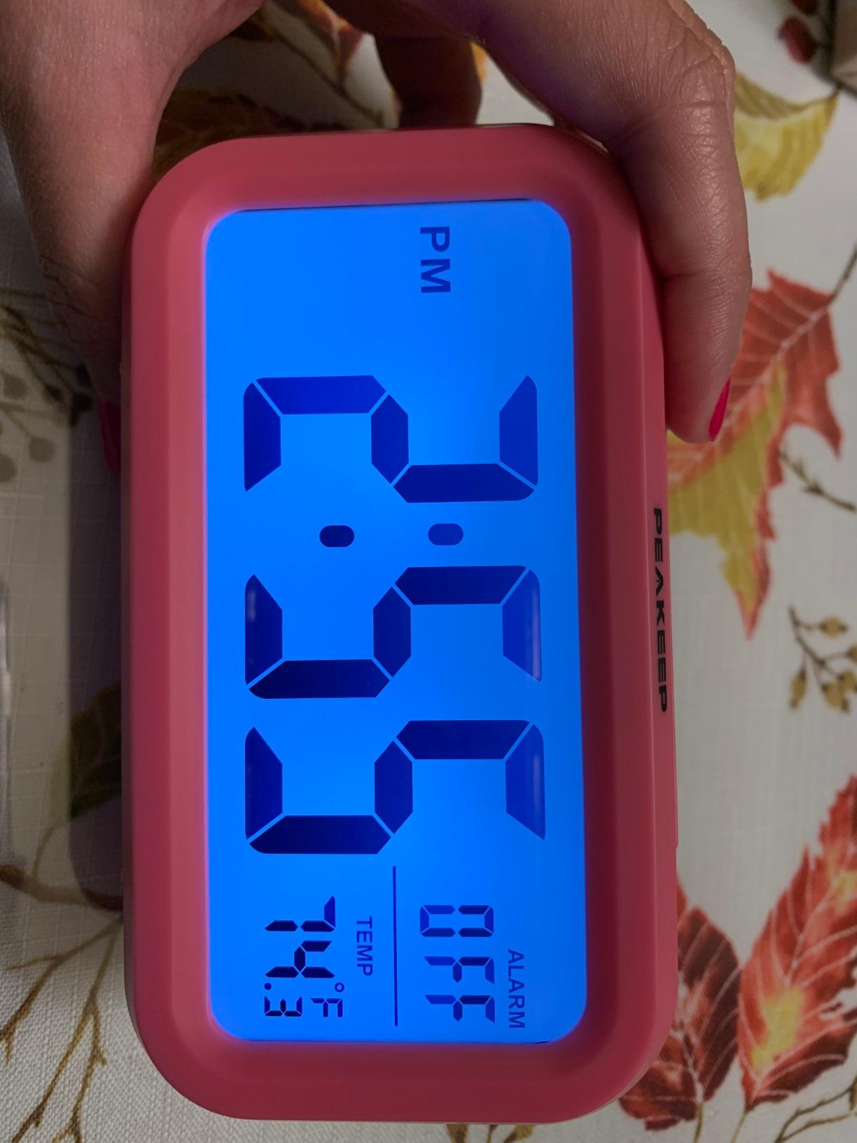 Peakeep Night Light Digital Alarm Clock Battery Operated Indoor Temperature customer photo 2