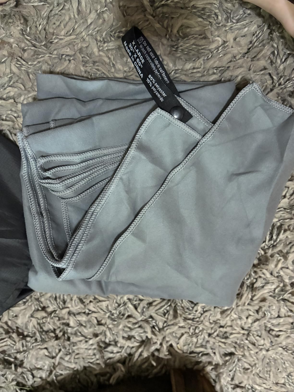 Rainleaf Microfiber Towel Quick Dry Camping & Travel & Gym Towel. Compact customer photo 1