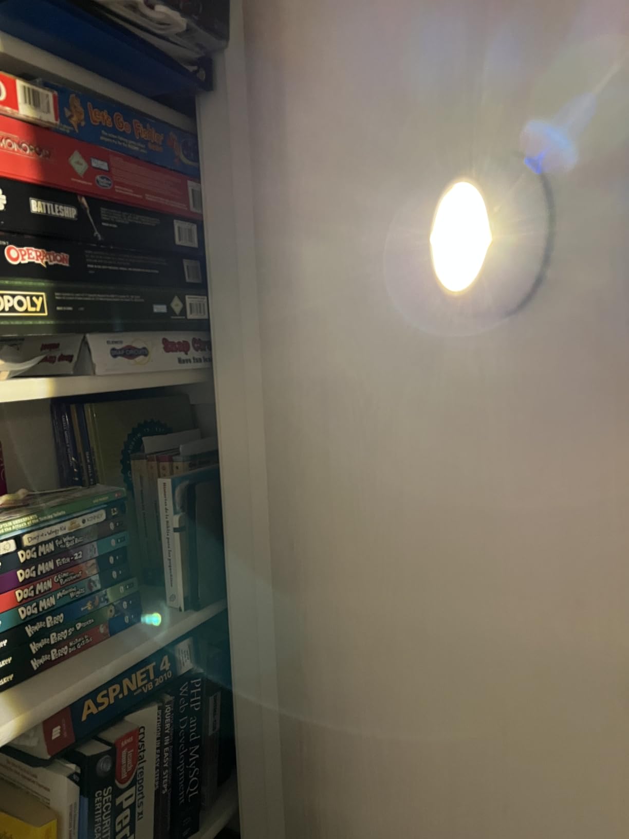 Energizer Battery Powered Puck Lights, Tap On/Off, 50 Lumens 2 Pack customer photo 1