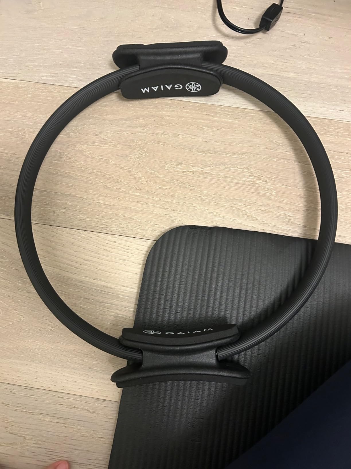 Gaiam Pilates Ring Fitness Circle, Toning Arms, Legs & Core customer photo 2