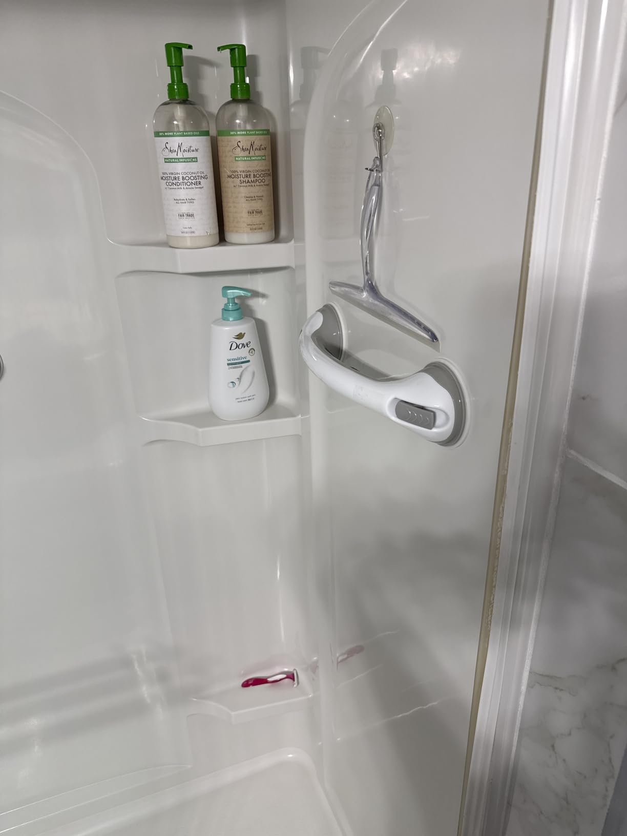 Safe-er-Grip Suction Cup Grab Bars for Bathtubs & Showers, White, 12 inches customer photo 1