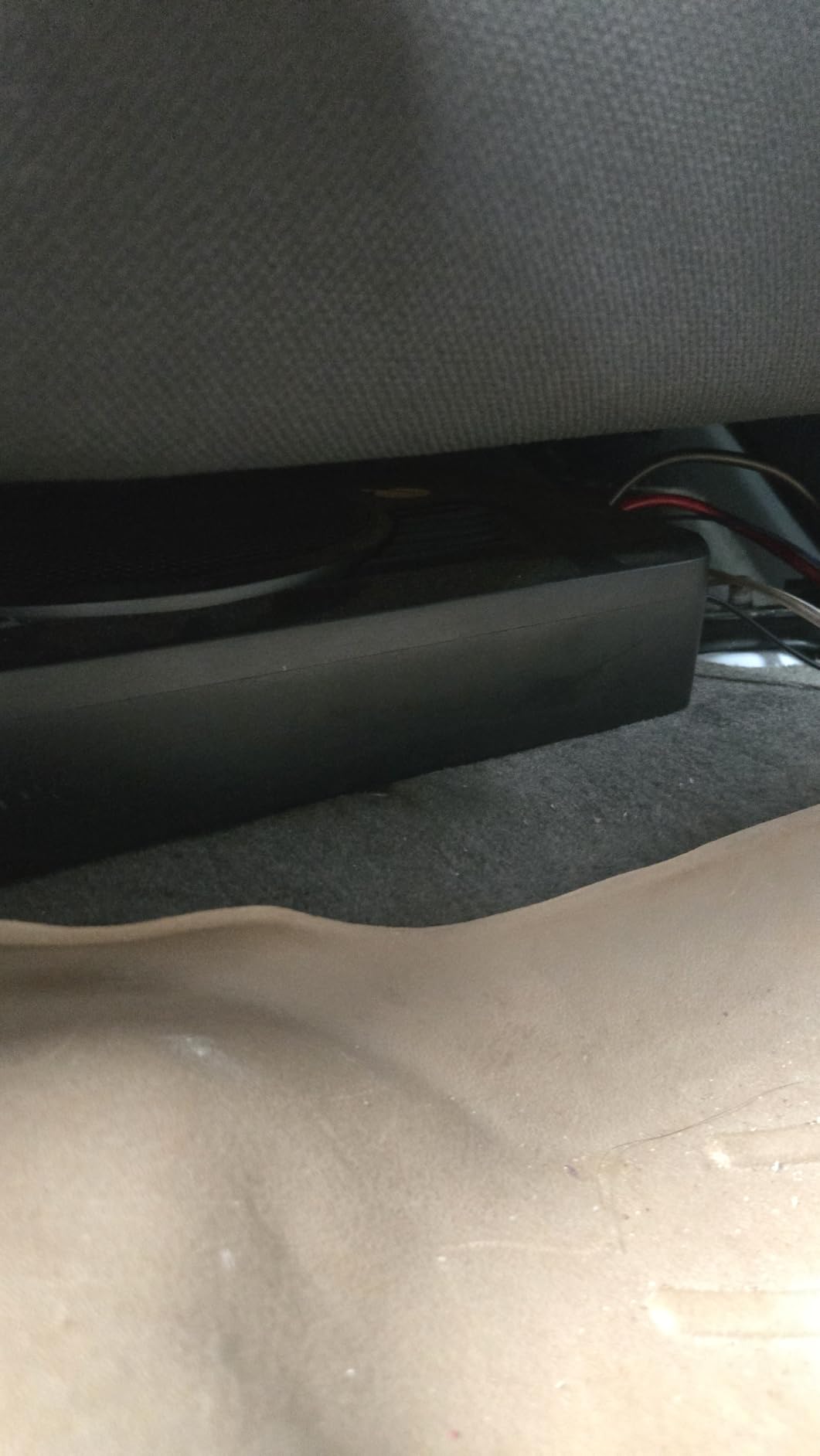 Planet Audio P8AWK 8 Inch Under Seat Powered Car Subwoofer, 800 Watts, customer photo 1