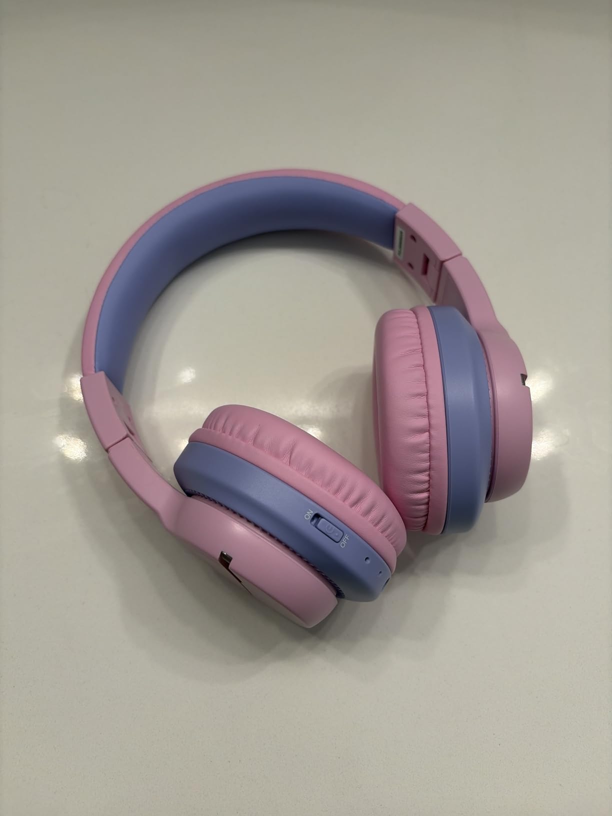 iClever BTH12 Kids Bluetooth Headphones 85H Playtime with LED Lights Travel customer photo 1
