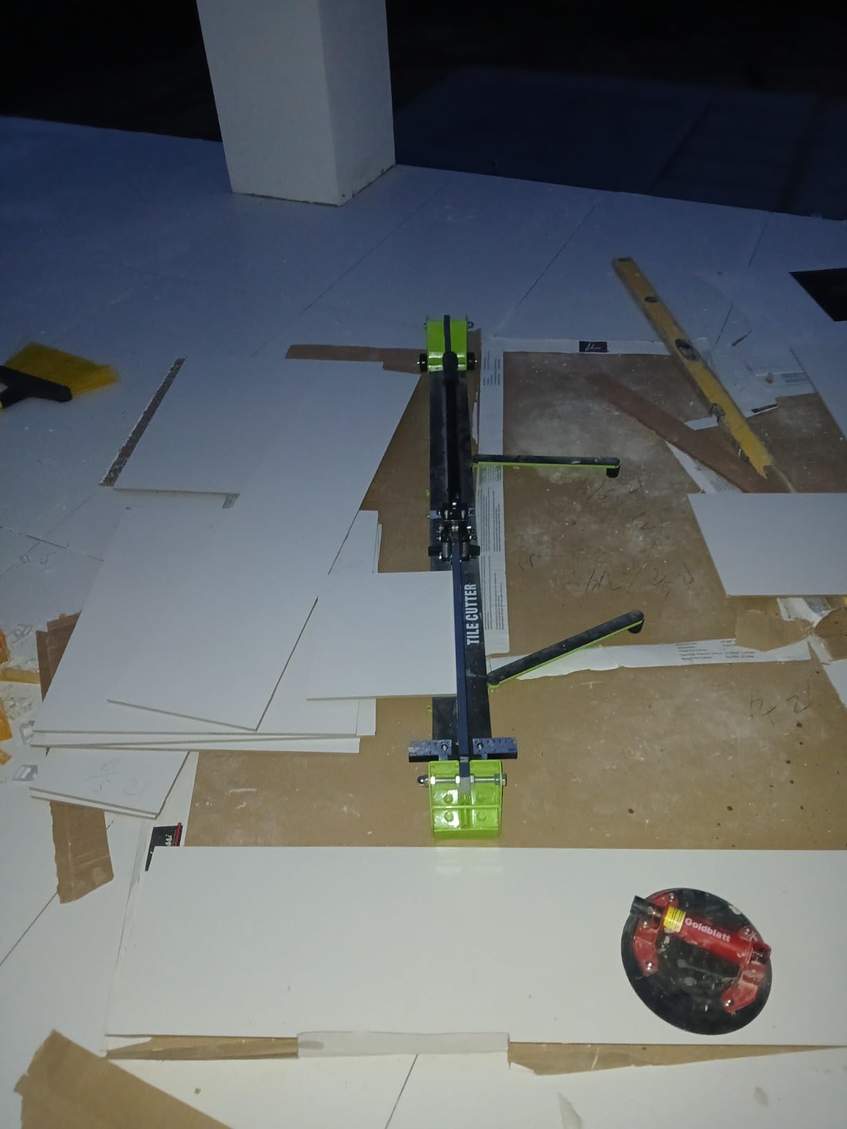 VEVOR Tile Cutter 48 in, Manual Cutting Machine, Heavy-Duty All-Steel Frame customer photo 1