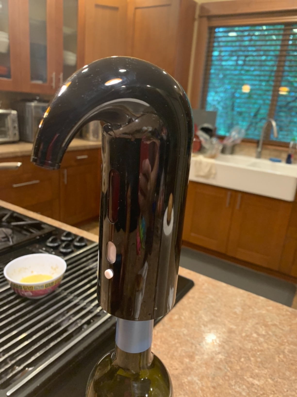 Electric Wine Aerator Pourer - Portable One-Touch Decanter and Dispenser Pump for Red and White Wine, Multi-Smart Automatic Oxidizer With USB Rechargeable Spout customer photo 1