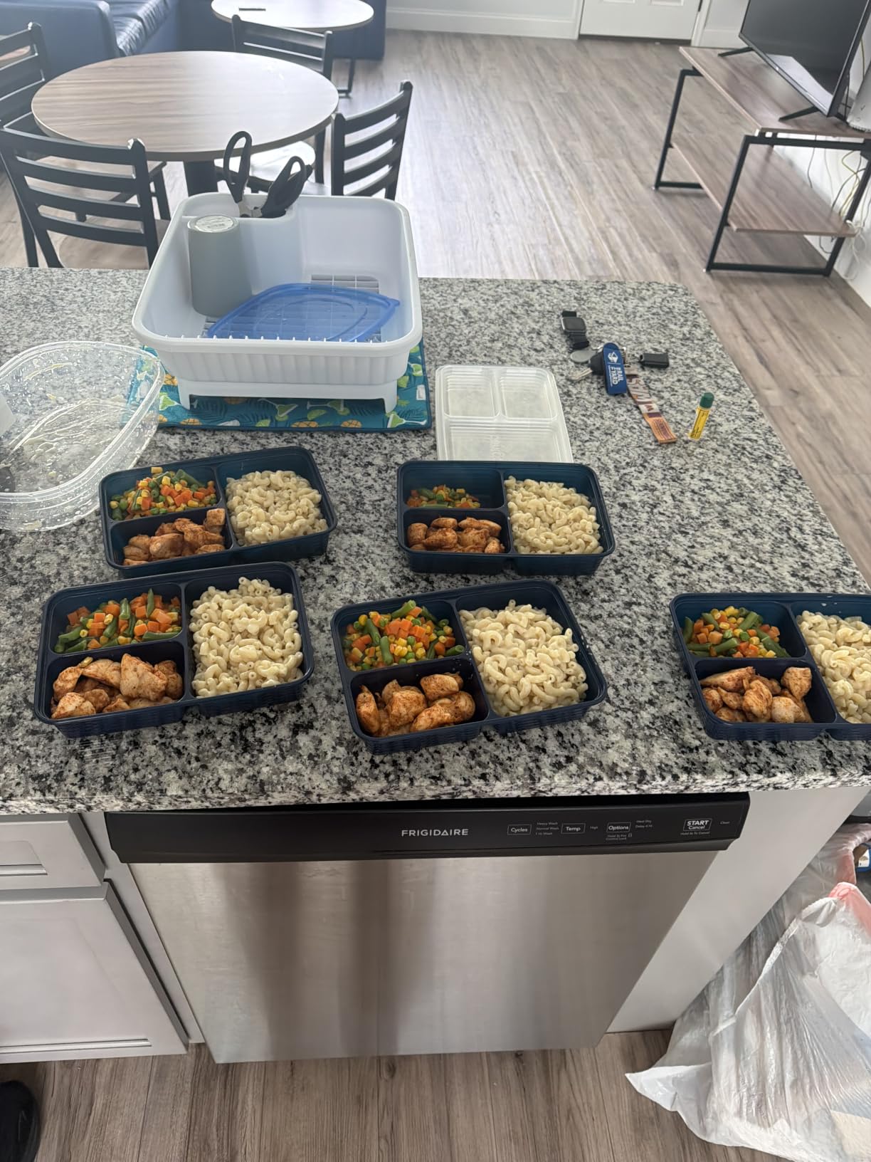 Bentgo Prep 3-Compartment Meal Prep Containers with Lids, 20 Piece Set customer photo 1