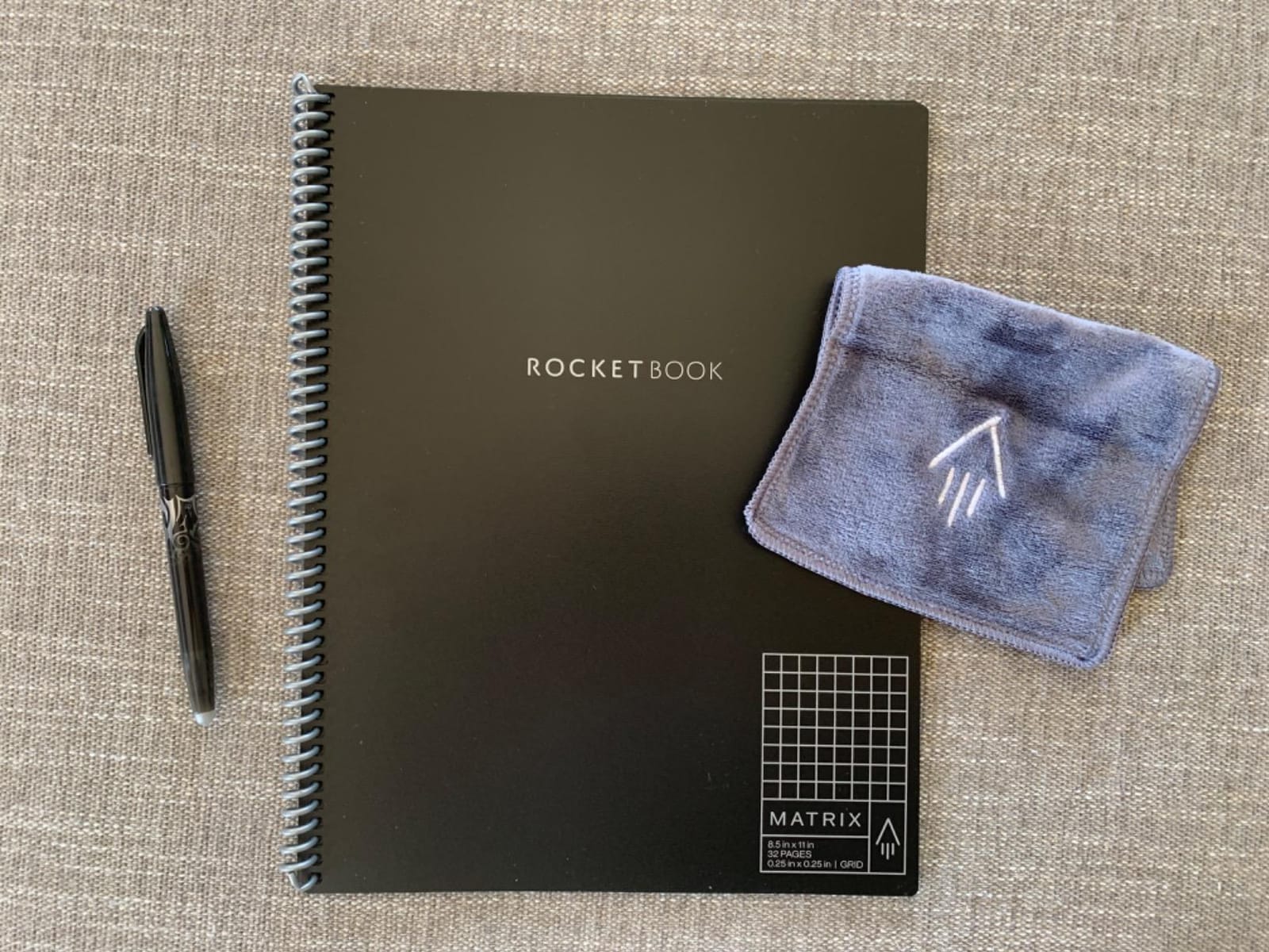 Rocketbook Matrix Reusable Graph Paper Notebook, Letter 8.5x11, Black customer photo 1