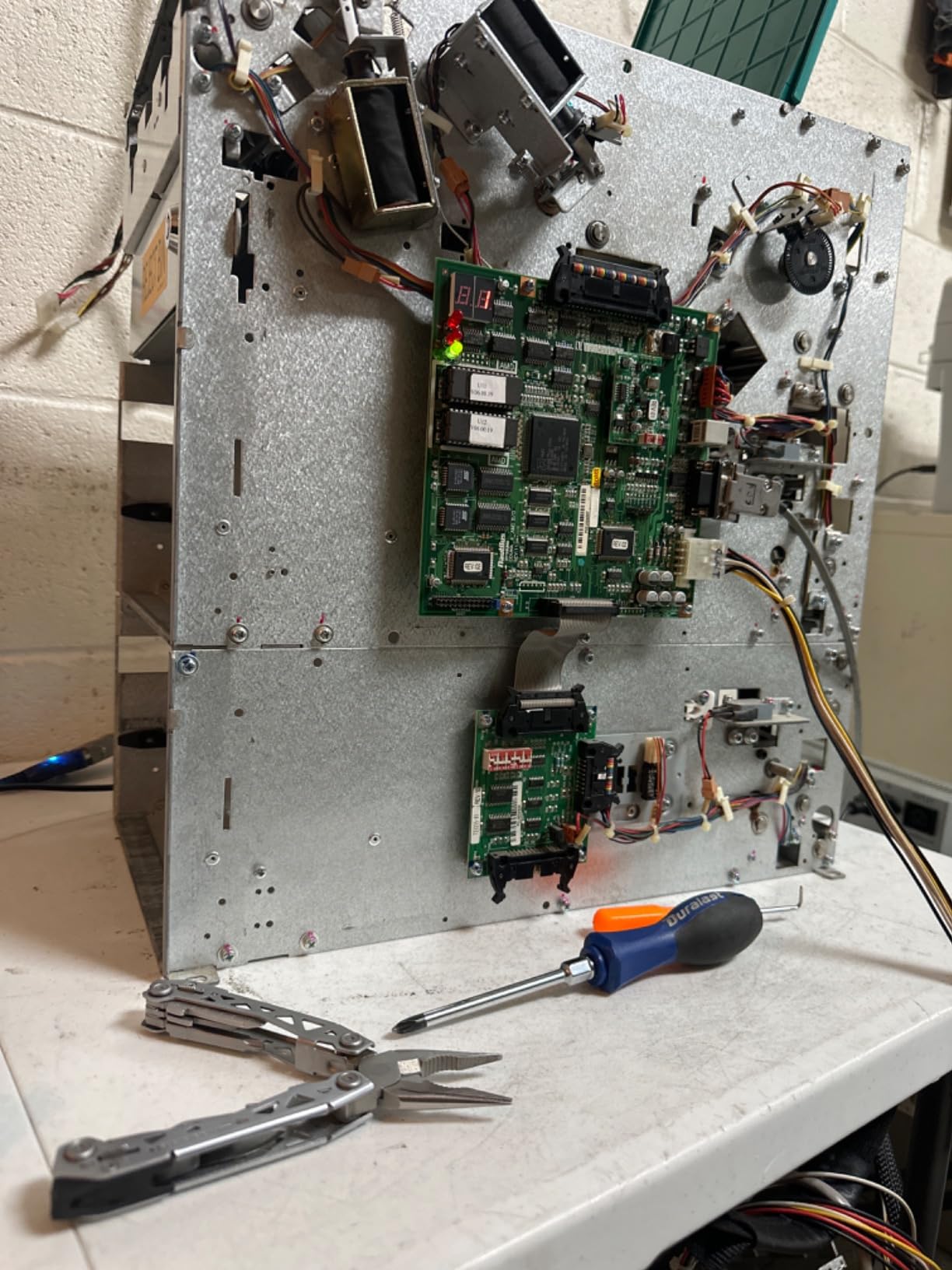 Gerber Suspension NXT 15-in-1 EDC Multitool, Pliers w/ Pocket Knife, Black customer photo 1