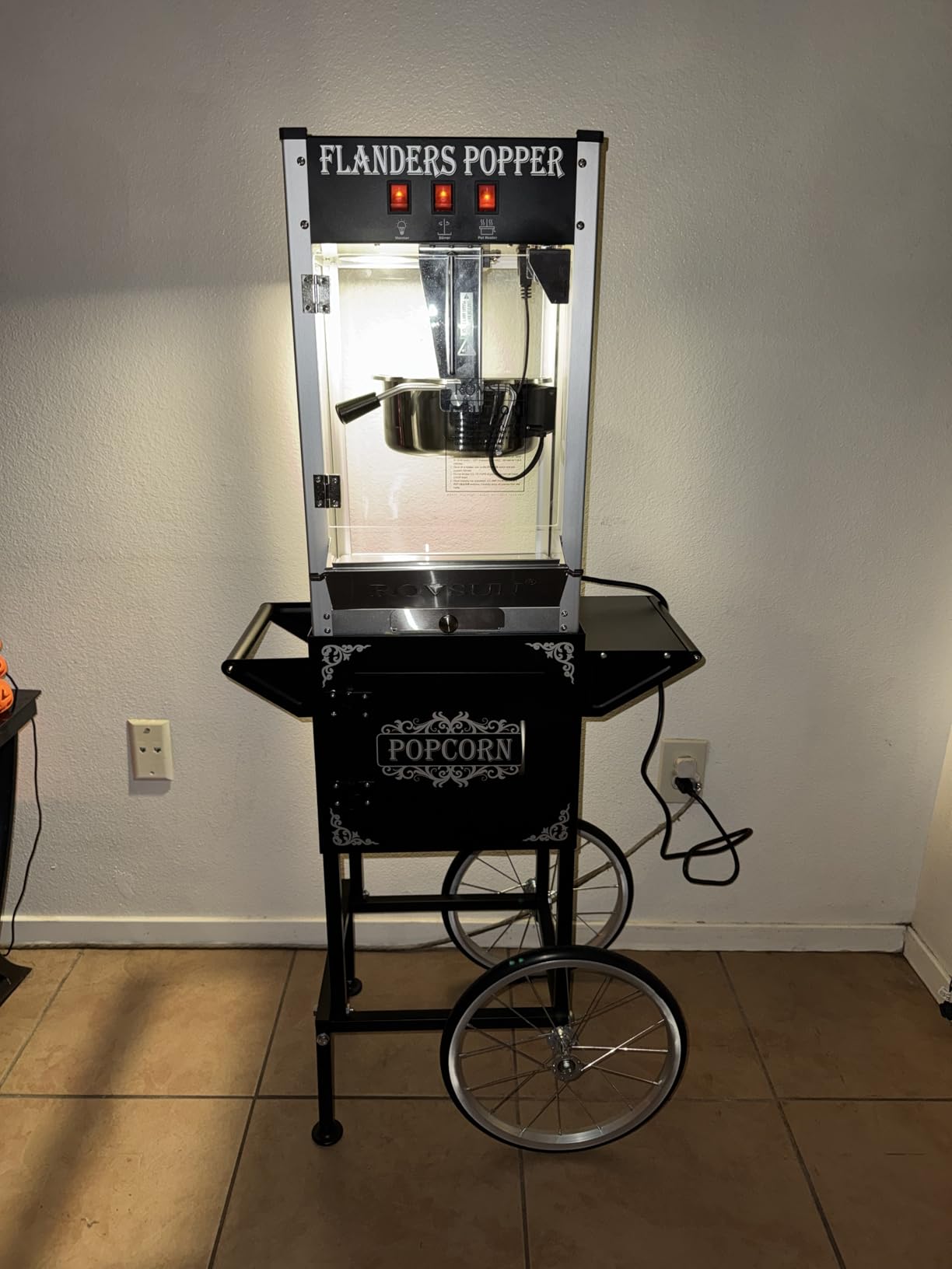 ROVSUN Popcorn Machine with Cart & 8 Oz Kettle Makes Up to 32 Cups ETL Certified, Vintage Popcorn Maker with Stainless Steel Scoop, Oil Spoon & 3 Popcorn Cups for Commercial Home Movie Theater, Red customer photo 2