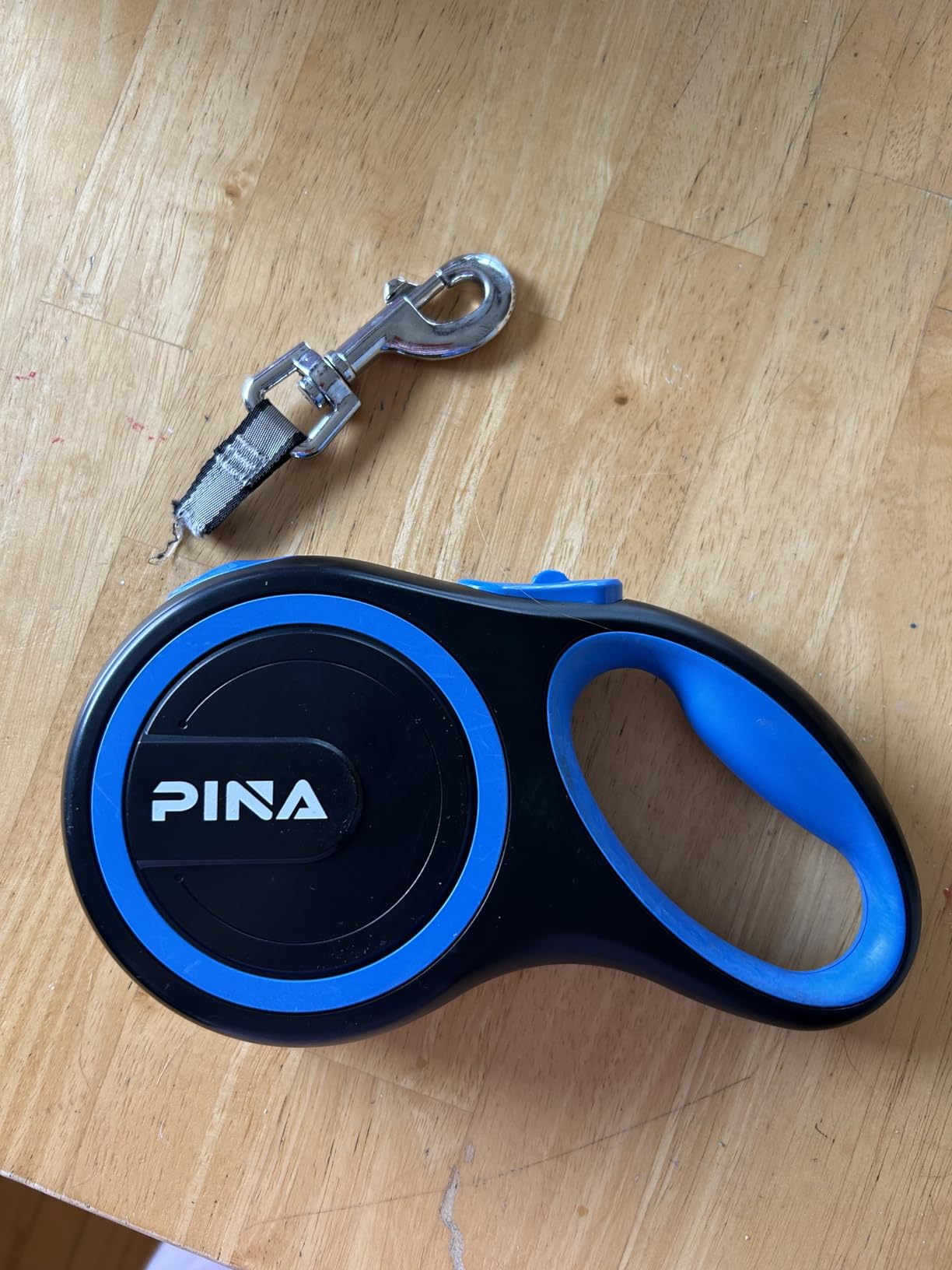 PINA Retractable Dog Leash, 26ft Dog Leash for Small Medium Large Dogs Up to 110lbs, 360° Tangle-Free Strong Reflective Nylon Tape, with Anti-Slip Handle, One-Handed Brake, Lock - Black Blue customer photo 1