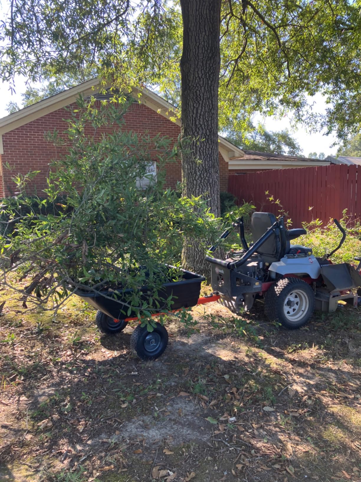 Agri-Fab Tow Behind Poly Dump Swivel Cart for Lawn Tractors and Mowers, 700 lb Capacity, 12 Cu Ft Utility Trailer customer photo 2