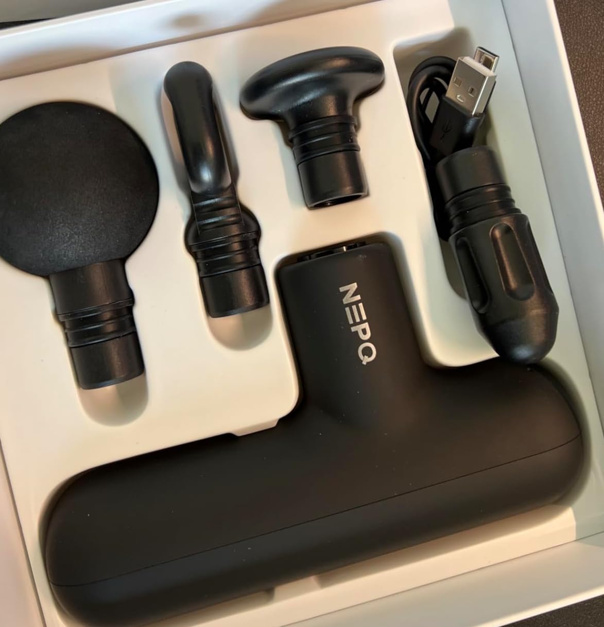 NEPQ Mini Massage Gun, Powerful Fascial Gun Portable Deep Tissue Percussion Muscle Back Head Massager for Pain Relief with 4 Massage Heads High-Intensity Vibration Rechargeable Small Massage Gun customer photo 2