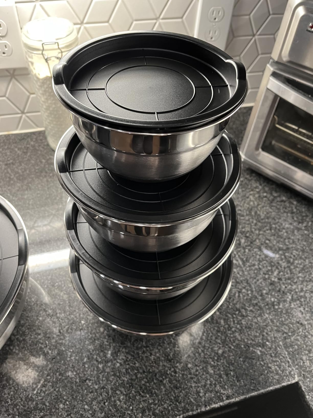 Umite Chef Mixing Bowls with Airtight Lids, 6 piece Stainless Steel Metal Nesting Storage Bowls, Non-Slip Bottoms Size 7, 3.5, 2.5, 2.0,1.5, 1QT, Great for Mixing & Serving (Khaki) customer photo 1