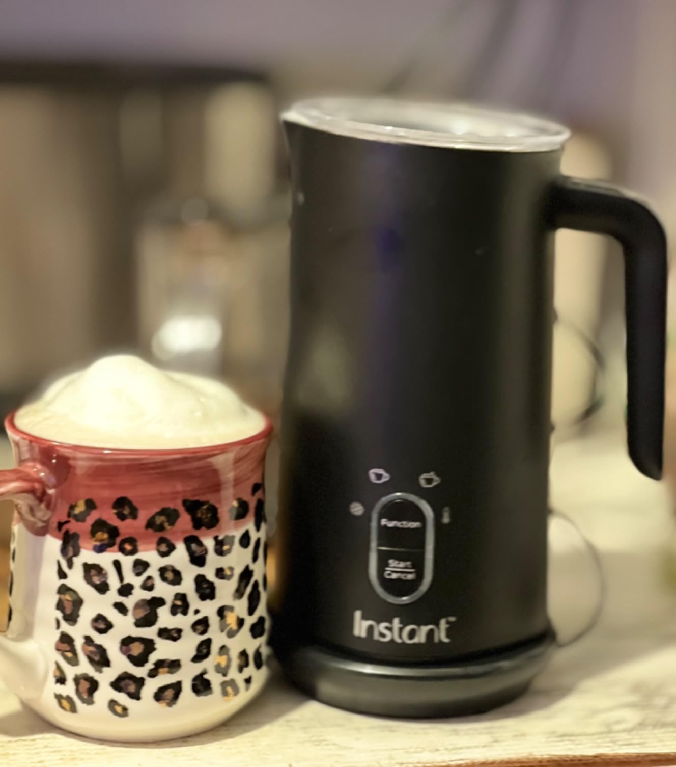 Instant Pot 4-in-1 Milk Frother, 10 oz, Black customer photo 2