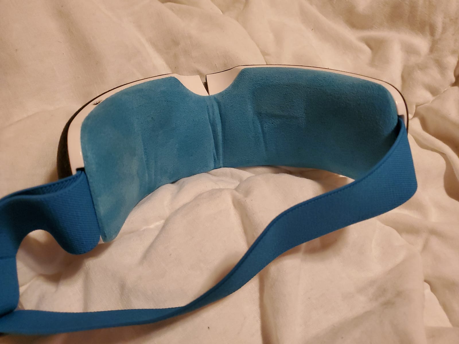 Lifepro Oculax Portable Eye Massager with Heat and Vibration customer photo 2