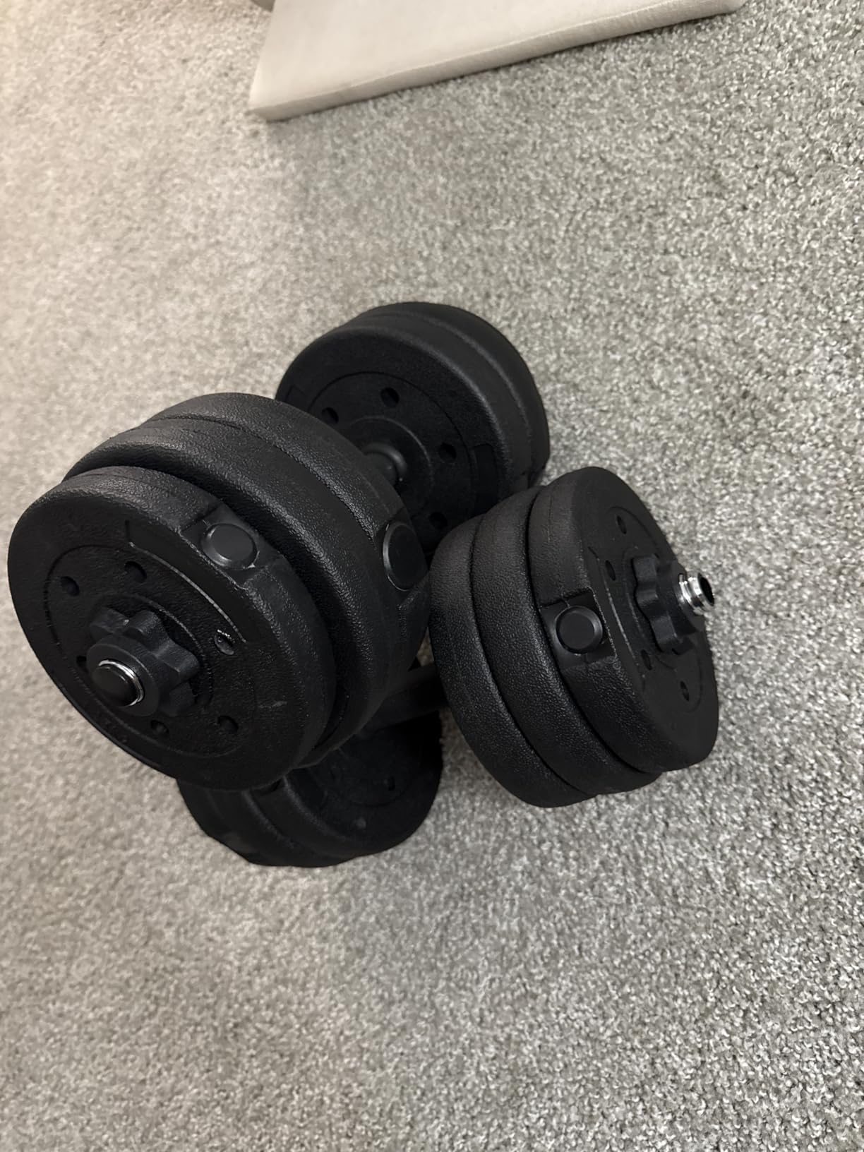 Yaheetech Adjustable Dumbbell Set Free Weights with Spinlock Collars, Black customer photo 1