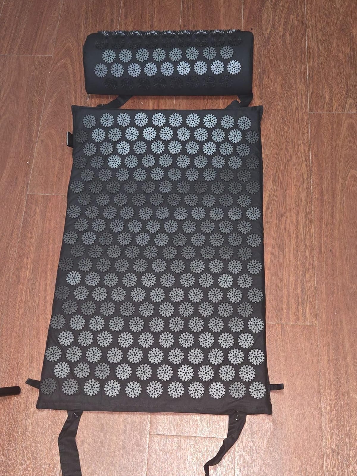 Acupressure Mat and Pillow Set with Mini Pad – Full Body Pain Relief customer photo 2