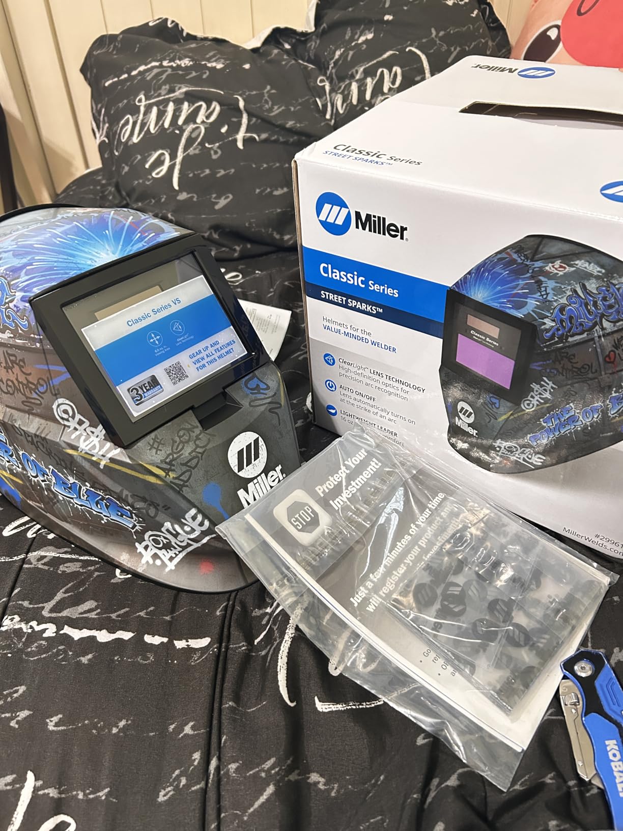 Miller Classic Series Welding Helmet, ClearLight™, Shade 8-13, Black | For the value-minded welder; TIG/MIG; variable shade 8-13; HD optics; comfortable headgear customer photo 2