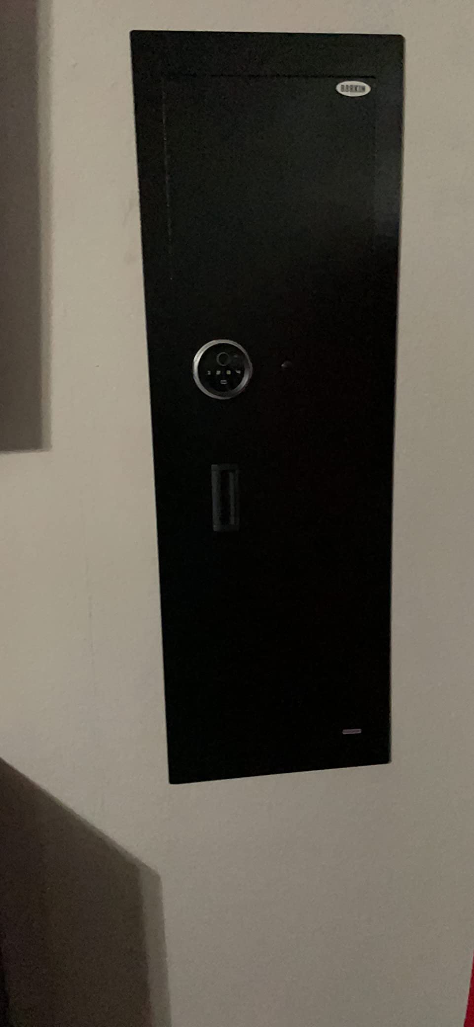 Langger Biometric Wall Safe, Hidden Fingerprint Security Long Wall Safe for Valuables, Rifle Shotgun Handguns, In Wall Safe Between Studs (4
