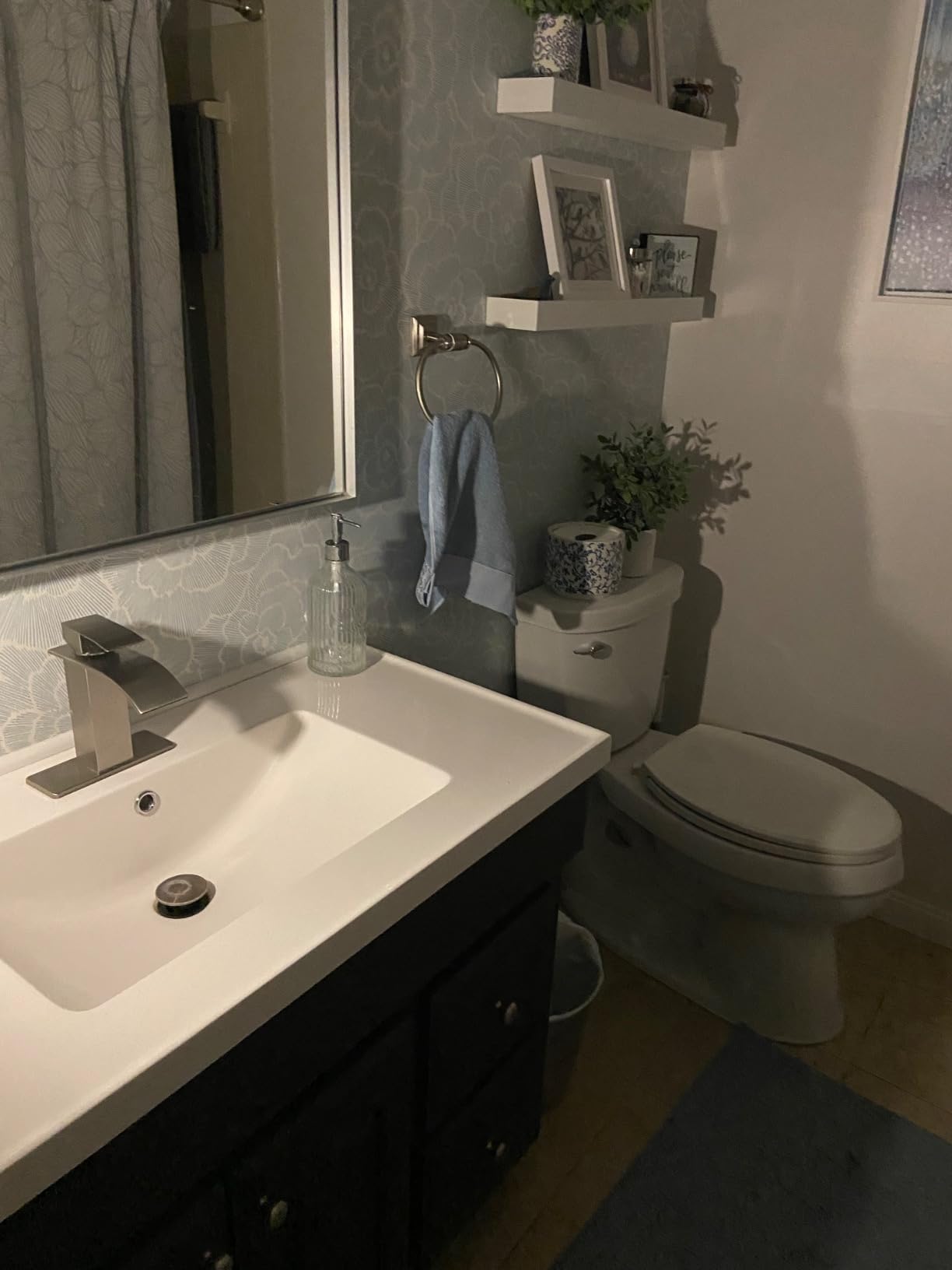 L LOHAS LED Motion Sensor Night Light, Motion Sensor Light Indoor, 30/60LM customer photo 1