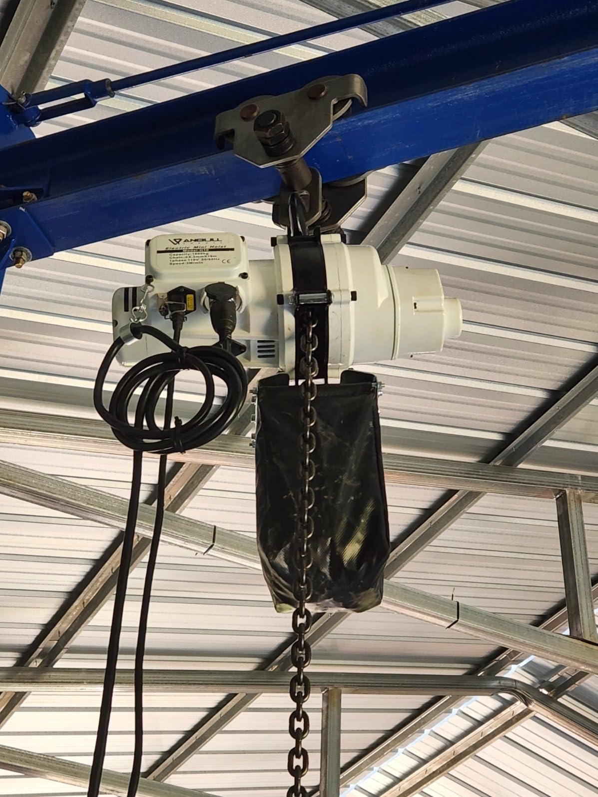 ANBULL 2200lbs Electric Chain Hoist, 110V Single Phase Overhead Crane Hoist, w 10 ft FEC DT Grade Carburized Double Chain, Two 360° Rotatable Hook, for Garage Ceiling(1Ton) customer photo 1
