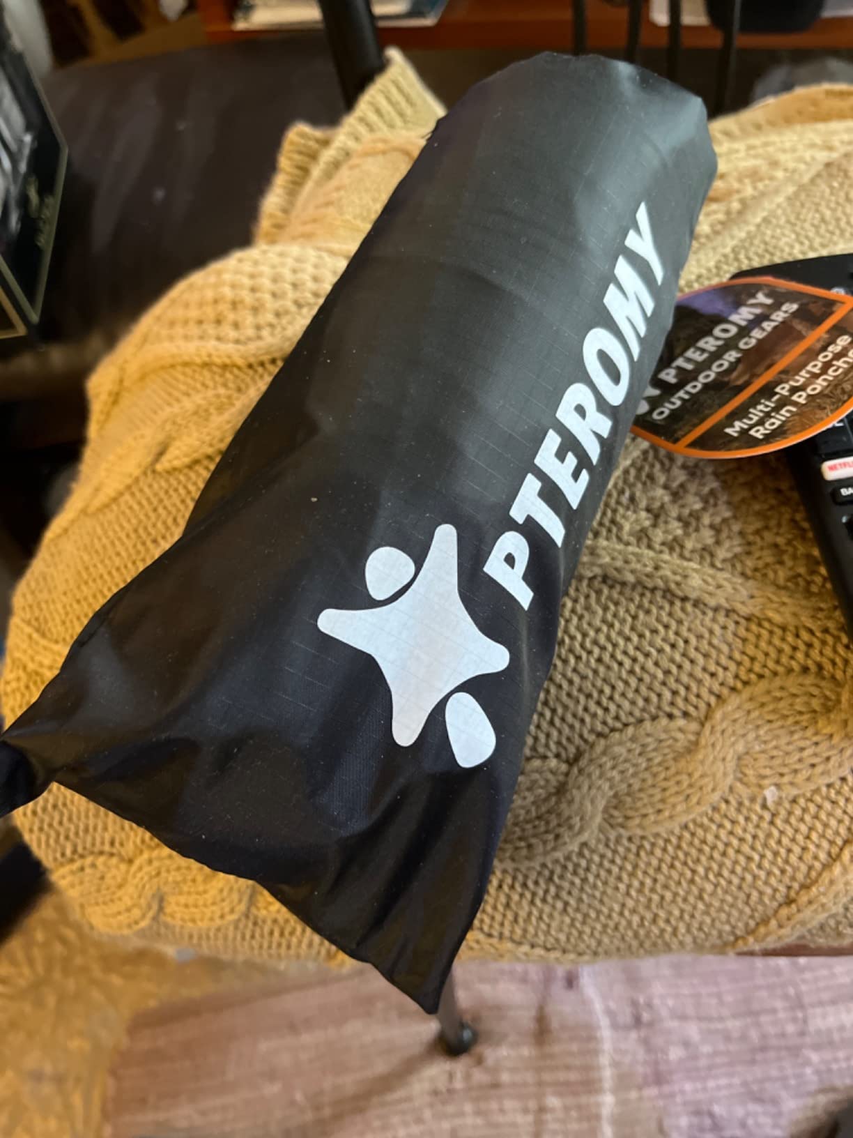 PTEROMY Hooded Rain Poncho for Adults, Reusable Waterproof Raincoat customer photo 2