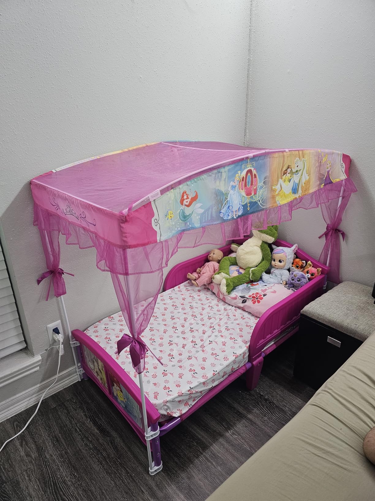 Delta Children Canopy Toddler Bed, Disney Princess customer photo 2