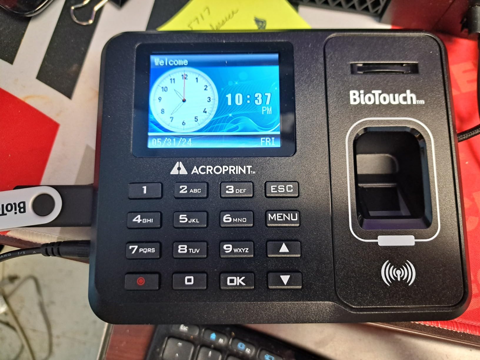 Acroprint BioTouch Self-Contained Automatic Biometric Fingerprint/Proximity Time Clock (No Monthly Fee) customer photo 2