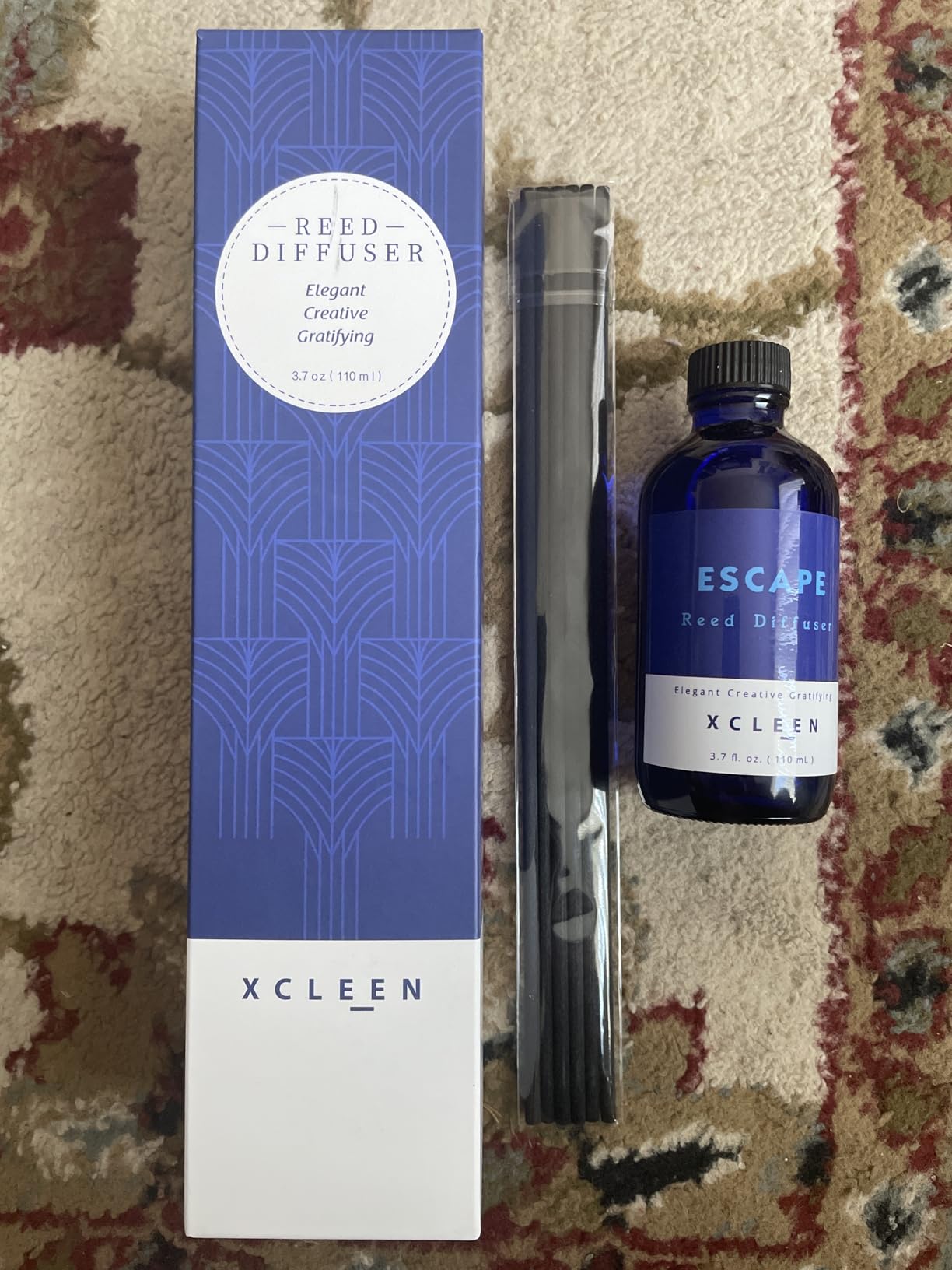 Xcleen Reed Diffusers Set, 3.7 Oz Scent Diffuser, 6 Reed Diffuser Sticks, Home Fragrance Hyacinth, Peony & Citrus, Aromatherapy Oil Diffuser Reeds, More Masculine Scent, Bathroom & Office Decor 110ml customer photo 1
