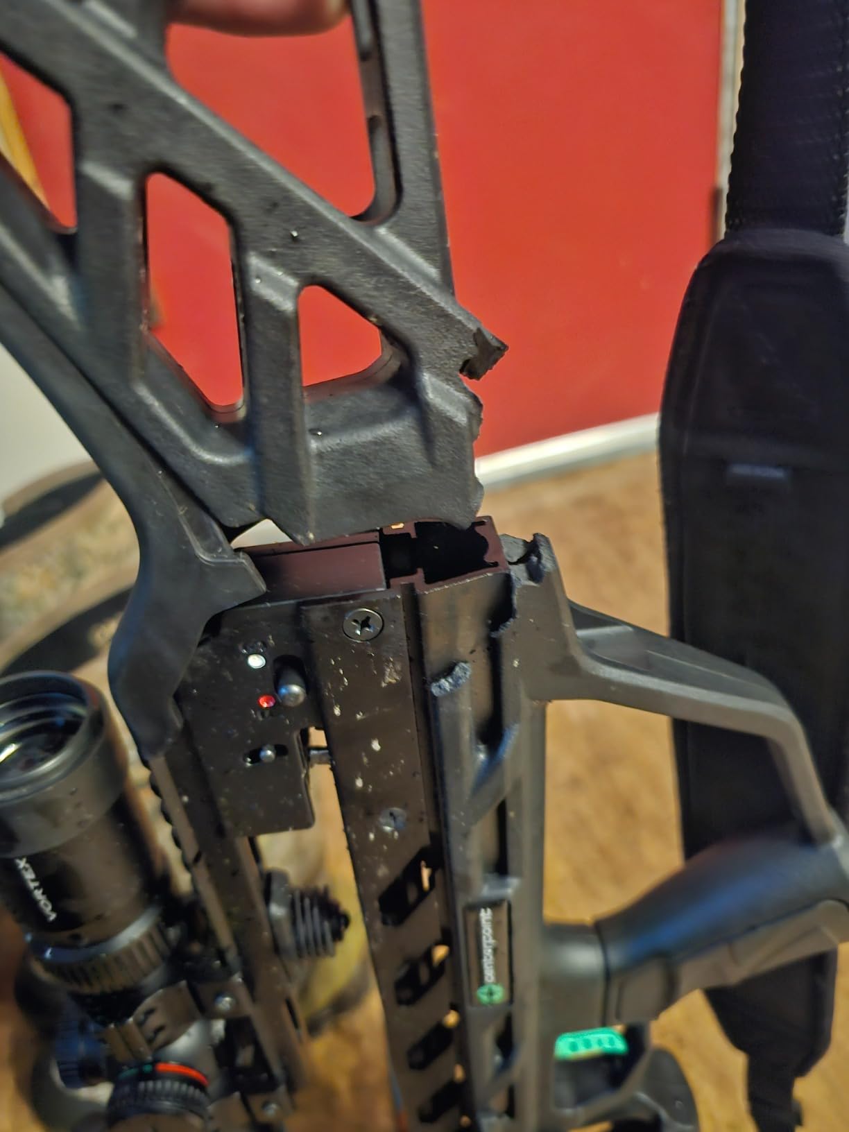 CenterPoint Wrath 430 FPS 200 LBS Compound Crossbow - 9 Inch Cocked Bullpup with Silent Crank customer photo 1