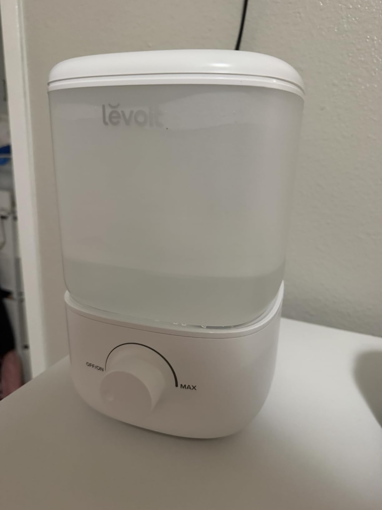 Levoit Humidifiers for Bedroom, Quiet, 3L Cool Mist, Essential Oil Diffuser customer photo 1