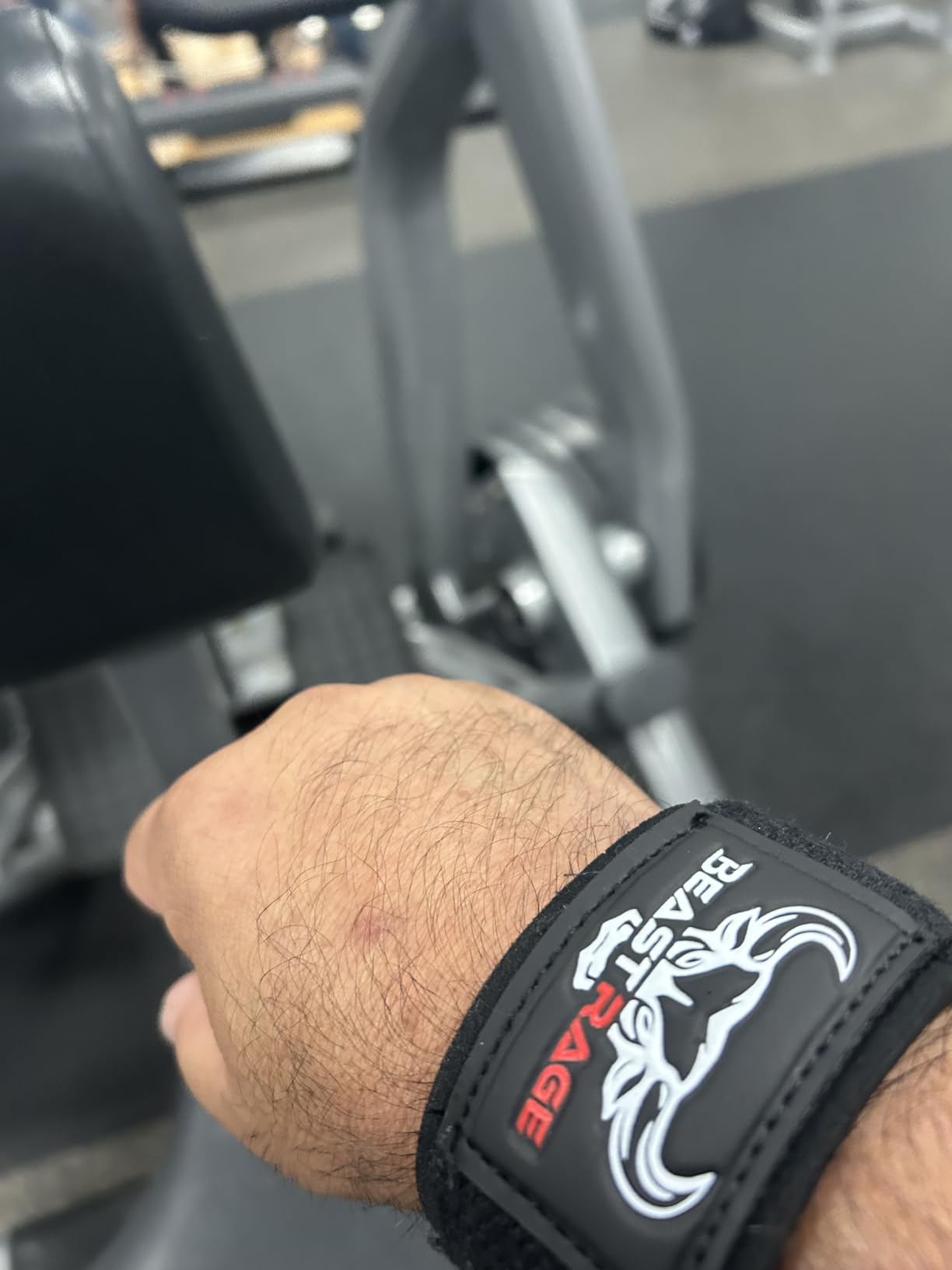 BEAST RAGE Lifting Wrist Straps for Weightlifting, Straps Gym Grip Power Workouts Lifting Straps Padded Neoprene & Premium Cotton Men Women, Deadlift Bodybuilding Exercise Lifting Straps customer photo 1