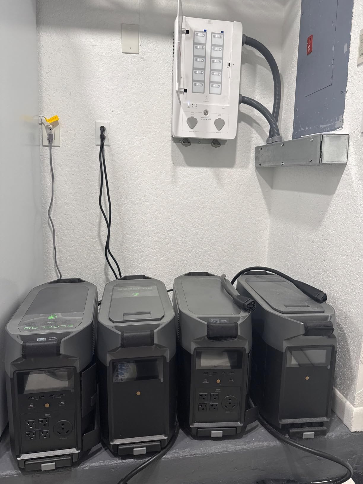 EF ECOFLOW DELTA Pro 7.2kWh Portable Power Station with Extra Battery customer photo 1