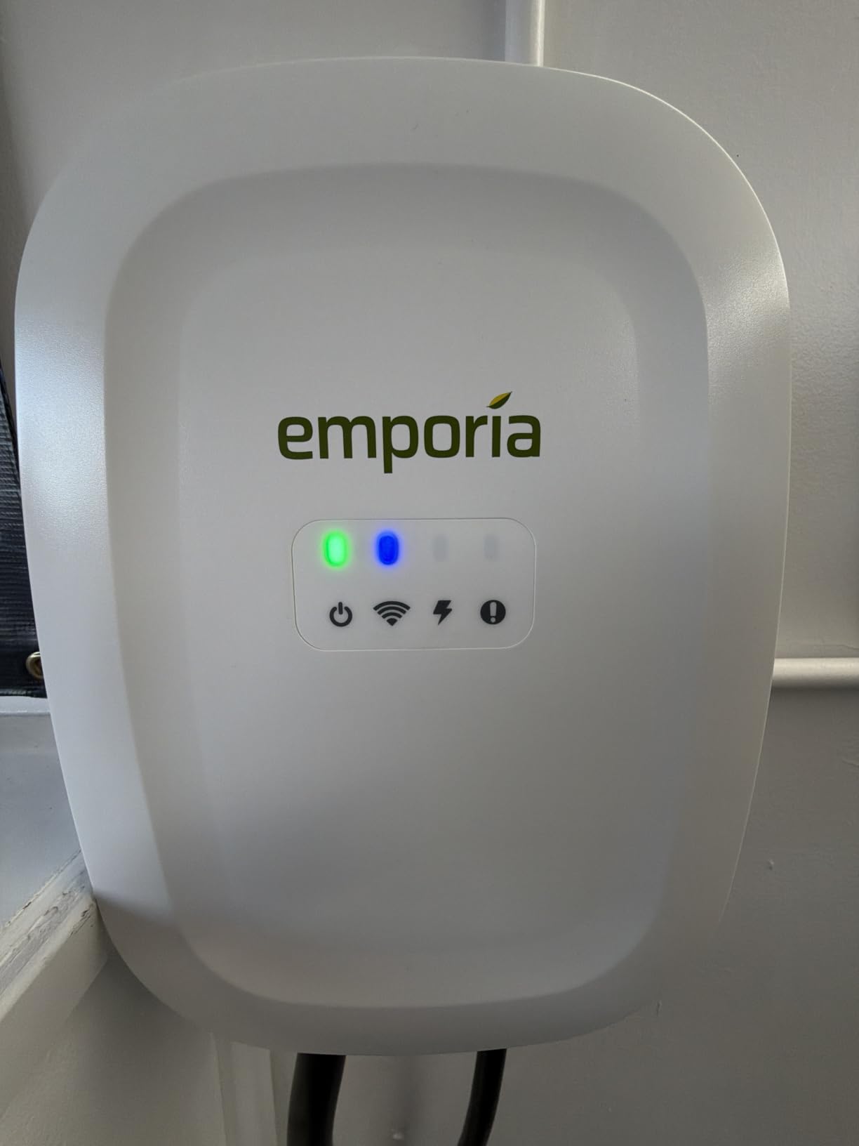 EMPORIA Level 2 EV Charger w/ J1772 Connector — 48 Amp, 240V WiFi Enabled Electric Vehicle Charging Station, 25ft Cable, NEMA 14-50, White customer photo 1