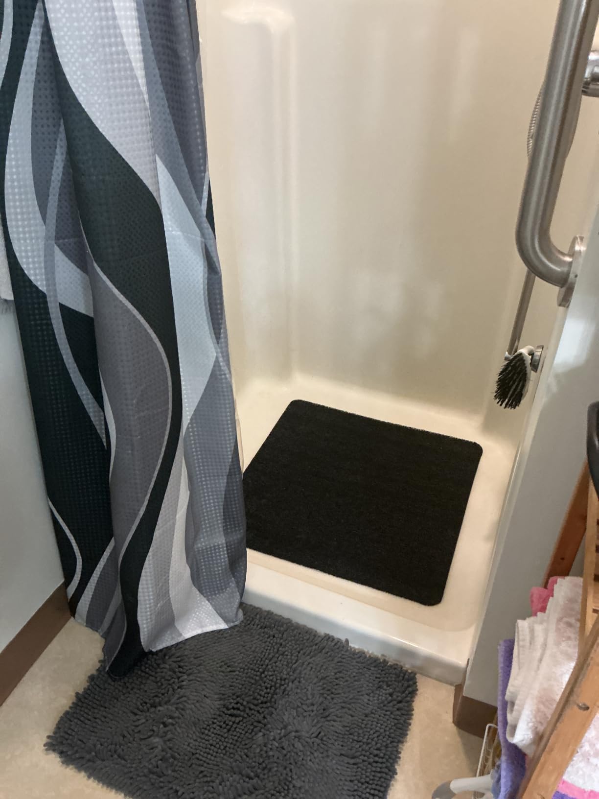 Hargiis Non Slip Bathtub Mat, Anti Slip Shower Mat, Fast Drying Bath Tub Mats, Foot Scrubber Mat, Anti Slip Mat for Tub, Floor, Bathroom, Home, Kitchen, Hotel (Beige 24
