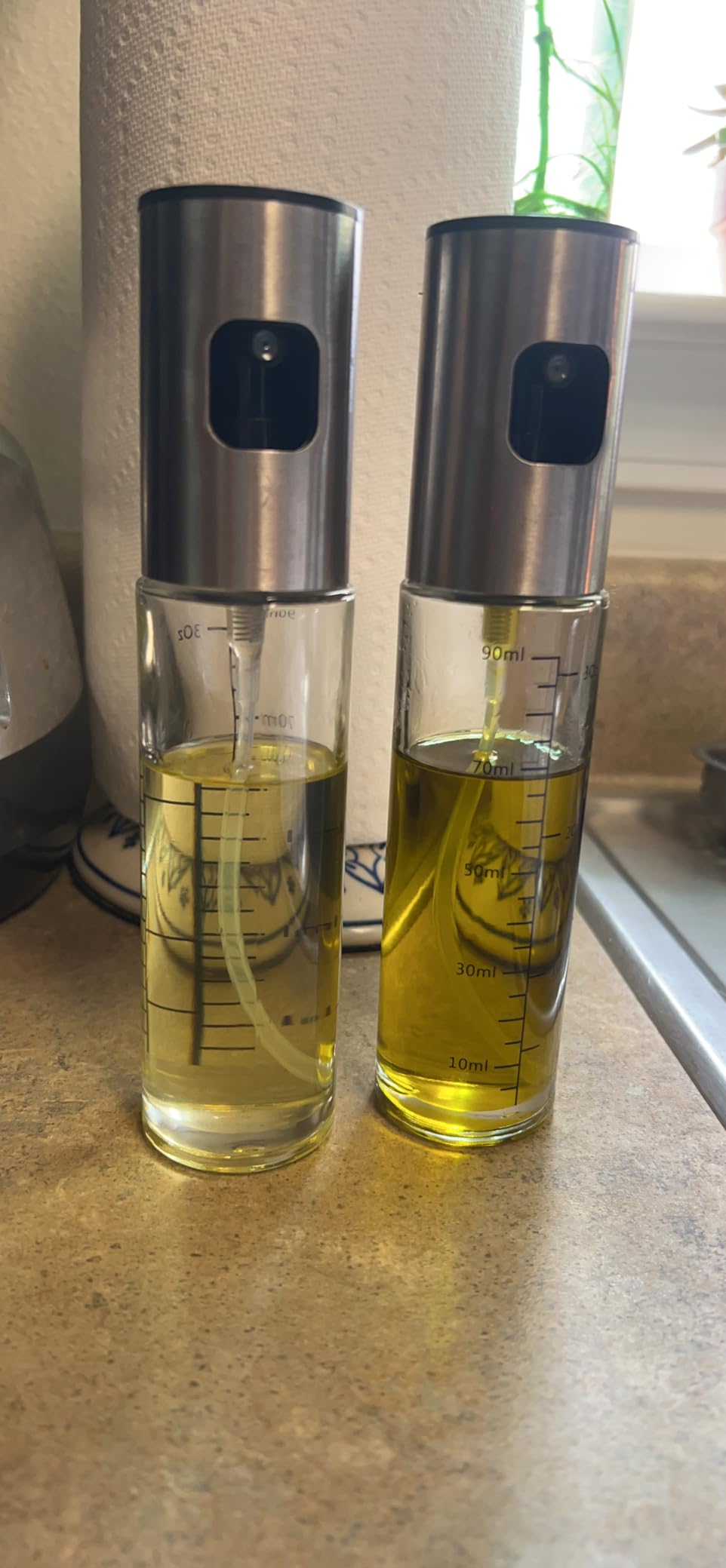 NIKKIER Oil Sprayer for Cooking,100ml Olive Oil Spritzer,Oil Sprayer for Air Fryer, Salad,BBQ,Roasting customer photo 1