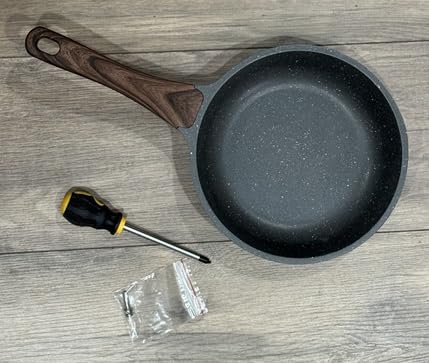 SENSARTE Nonstick Ceramic Frying Pan Skillet, 8 Inch Omelet Pan, Healthy Non Toxic Chef Pan, Induction Compatible Egg Pan with Heat Resistant Handle, PFAS-Free, White customer photo 1