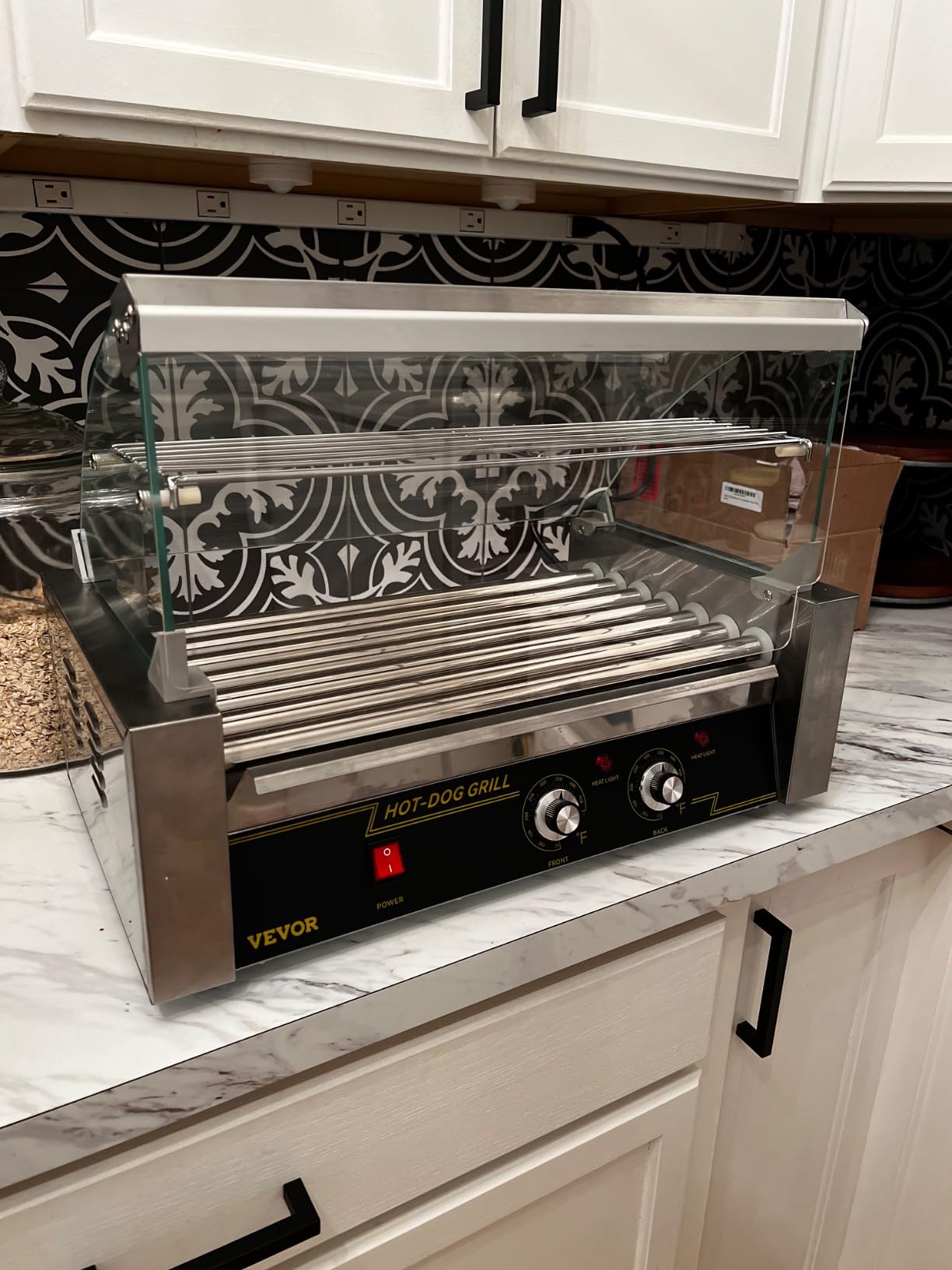 VEVOR Hot Dog Roller 7 Rollers 18 Hot Dogs Capacity 1050W Stainless Sausage Grill Cooker Machine with Dual Temp Control Glass Hood Acrylic Cover Bun Warmer Shelf Removable Oil Drip Tray, ETL Certified | Stainless Machine with Dual Temp Control Glass Hood Acrylic Cover Bun Warmer Shelf Removable Oil Drip Tray, ETL Certified customer photo 2