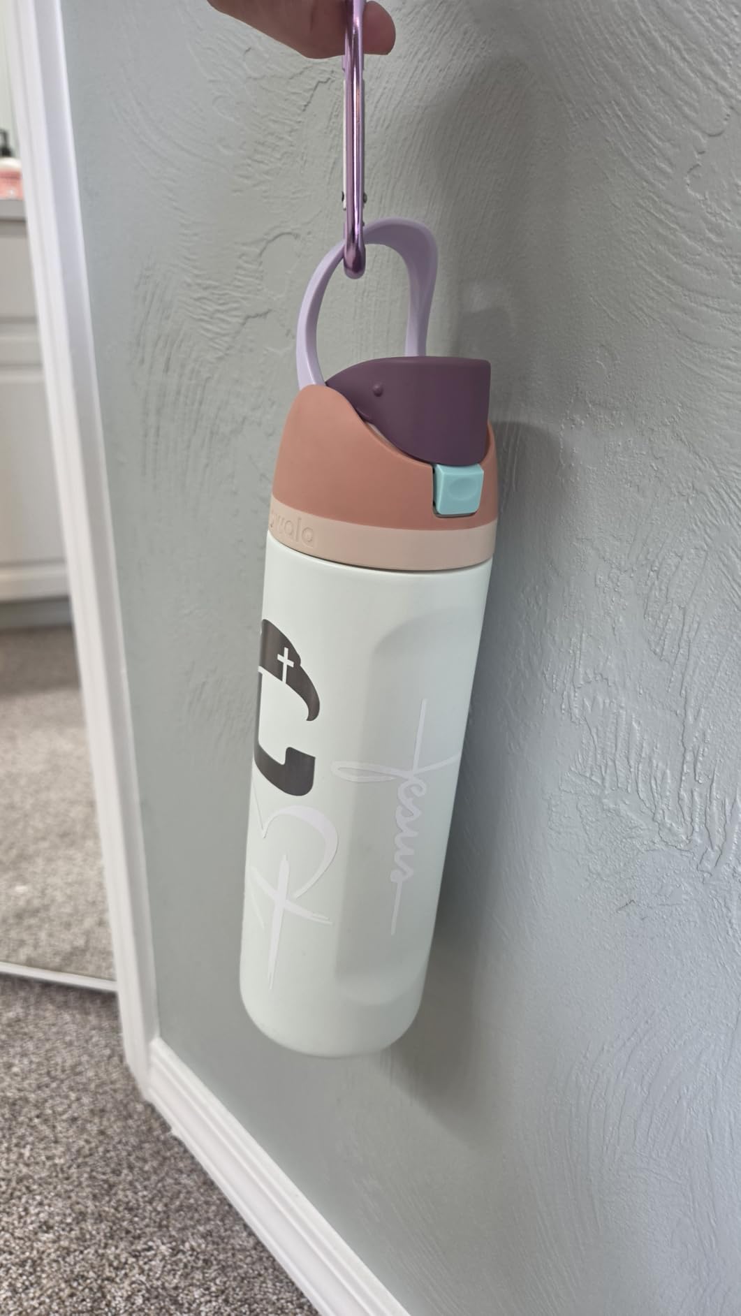 Owala FreeSip Stainless Steel Water Bottle 24 oz Denim customer photo 2
