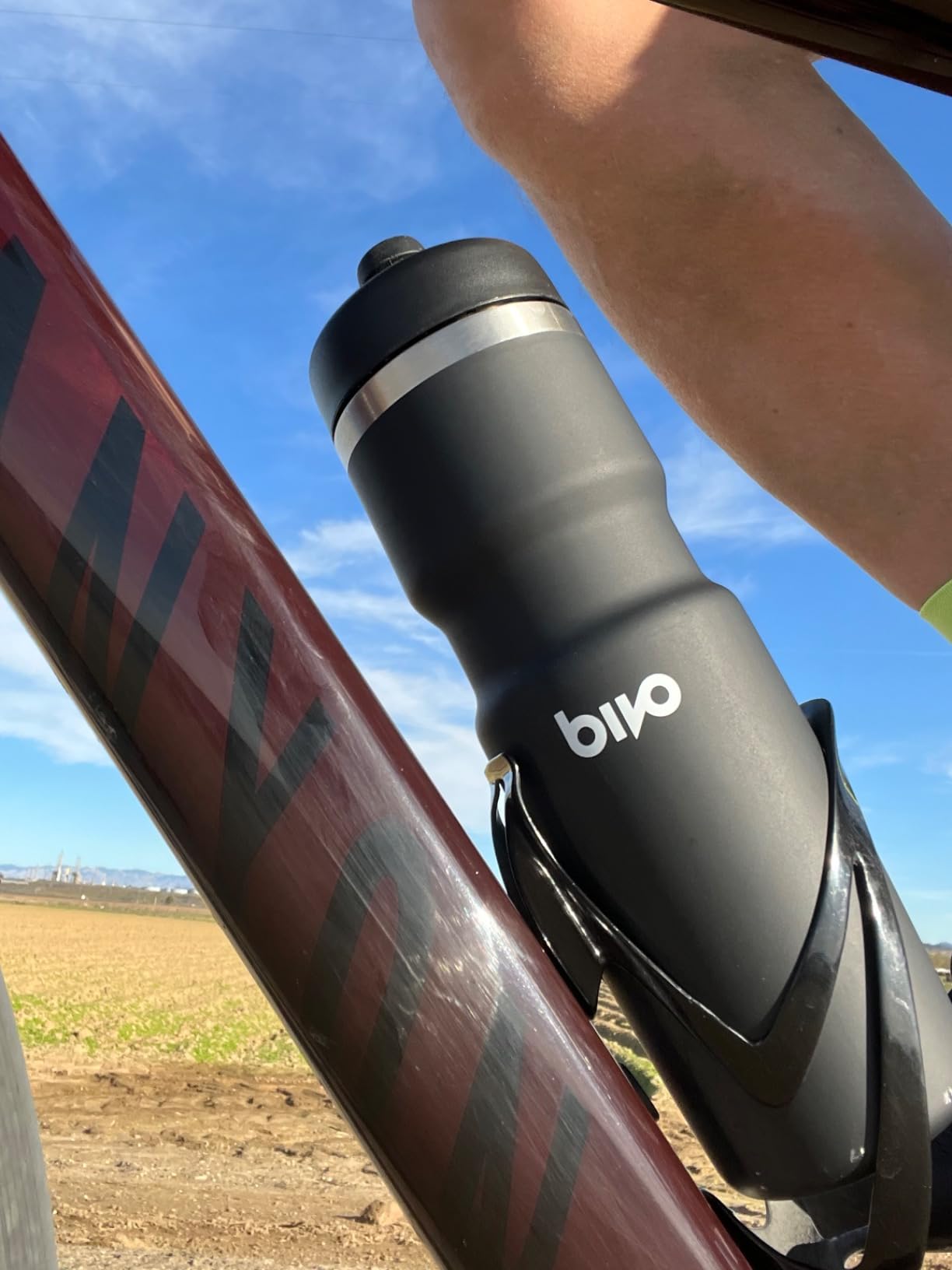 Bivo Trio 21oz Insulated Stainless Steel Bike Water Bottle - for Cycling - Fits Most Cages, Dishwasher Safe - Keeps Drinks Cold 12+ Hours - Raw customer photo 1