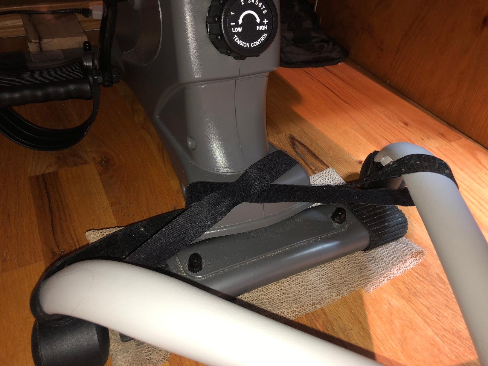 Sunny Health & Fitness Smart Mini Cycle, Under Desk Pedal Arm/Leg Exerciser customer photo 1