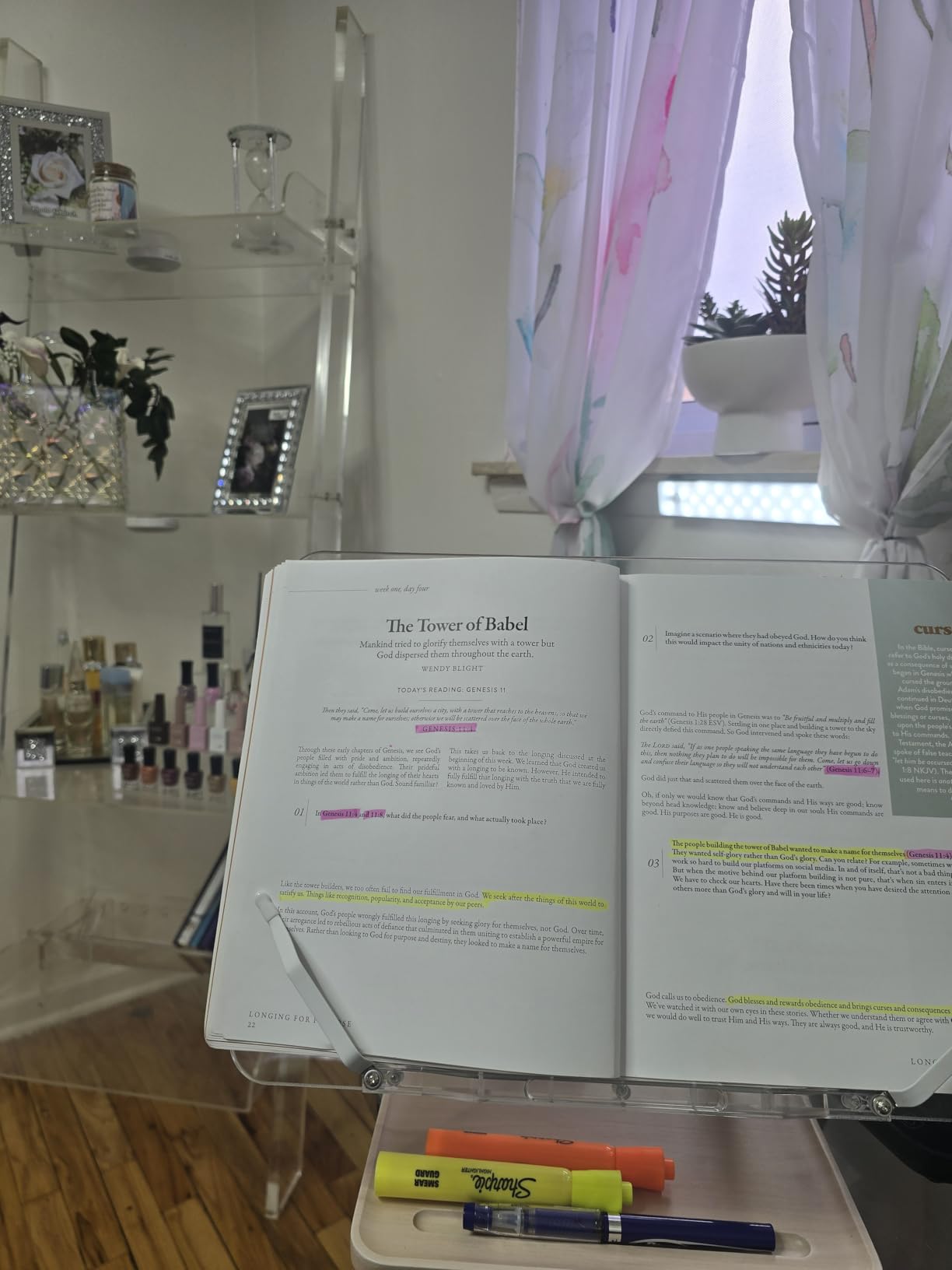 Acrylic Book Stand with Storage Base, Dual Aluminum Arm Reading Holder customer photo 1