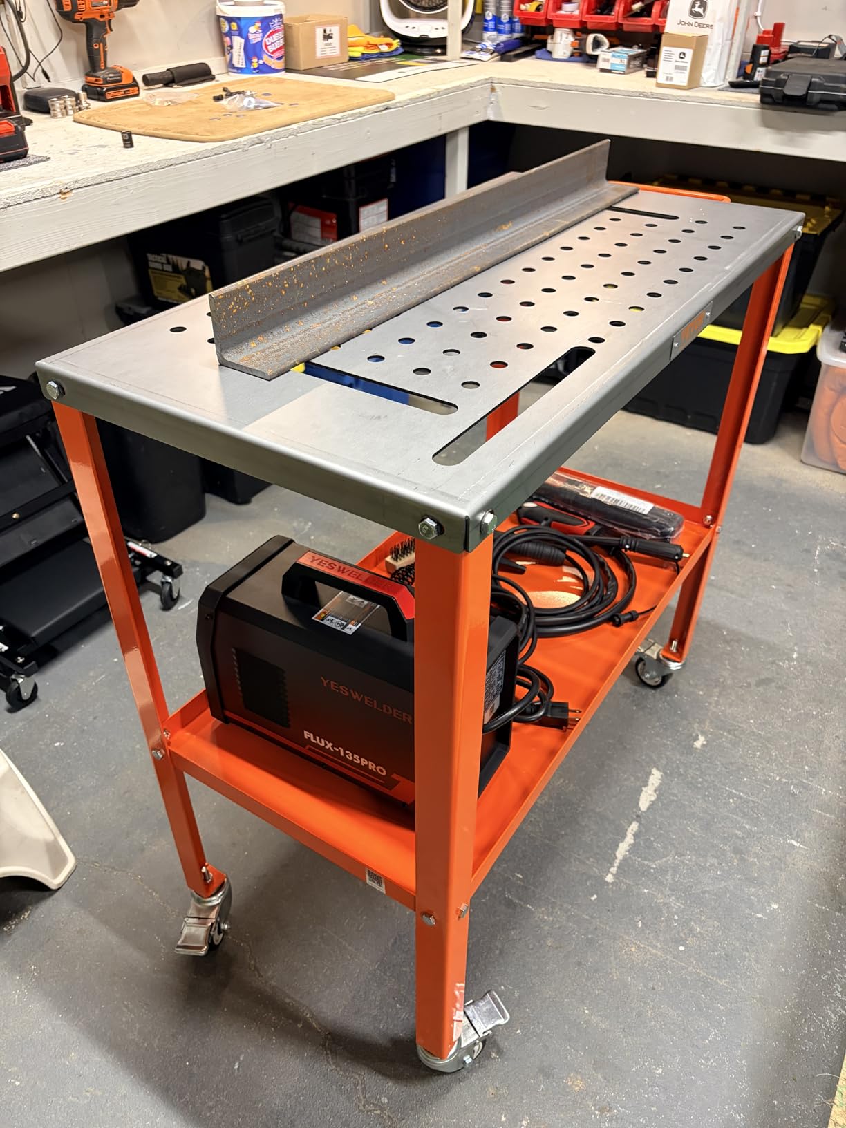 VEVOR Welding Table 36