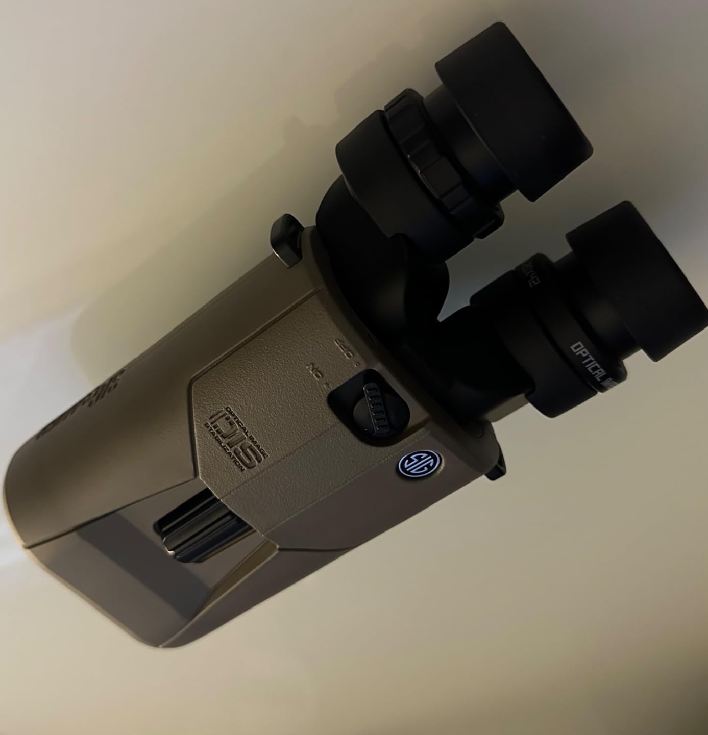 SIG SAUER Zulu6 FDE HDX OIS 16X42mm Roof Prism Binocular customer photo 1
