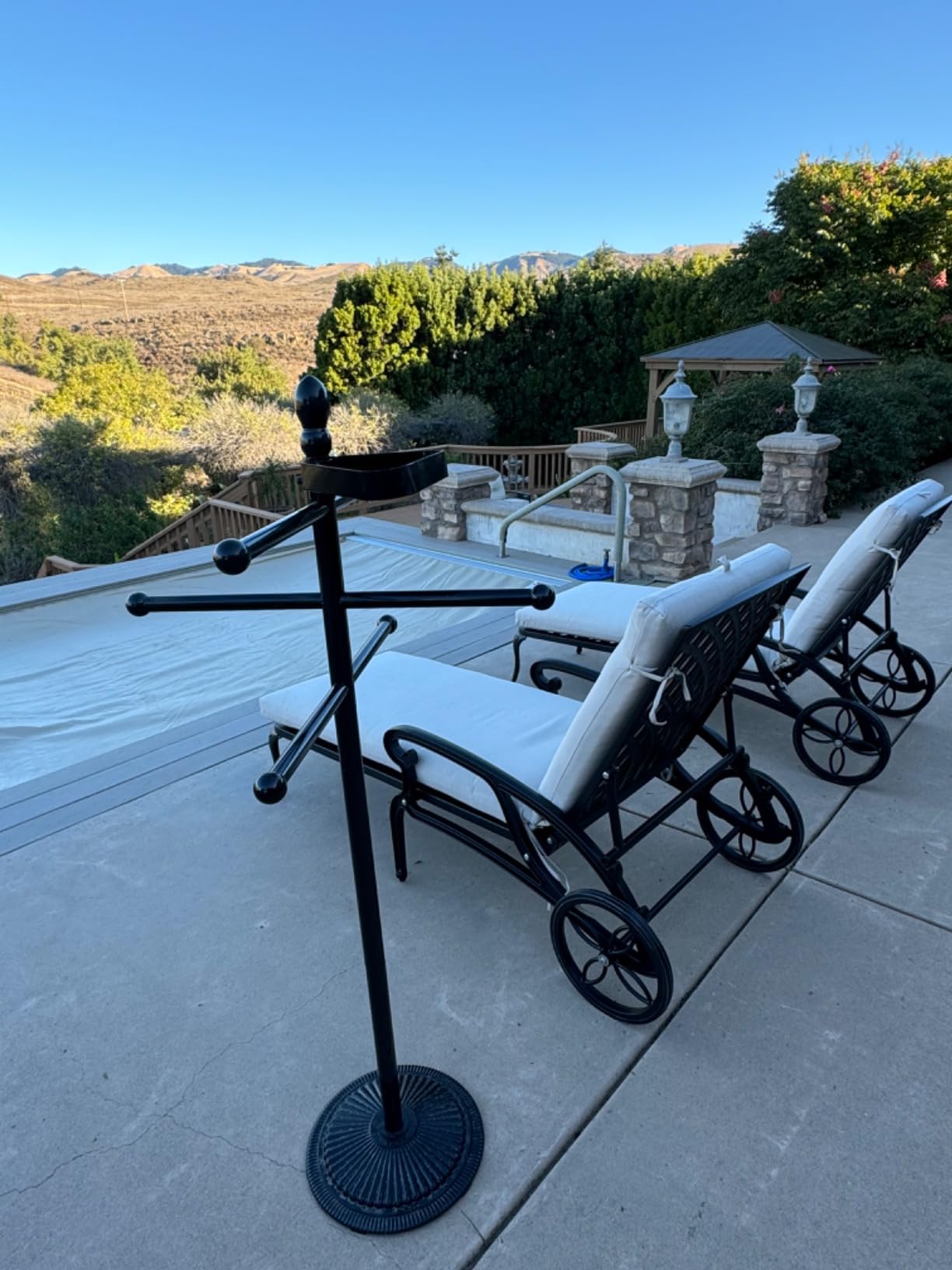 Pool Outdoor Towel Rack, 6 Bars with Top Tray Metal Heavy Duty Pool Accessories with Heavy Metal Base, Hot Tub Accessories Towel Dying Rack Towel Stand for Pool, Hot Tub etc customer photo 1