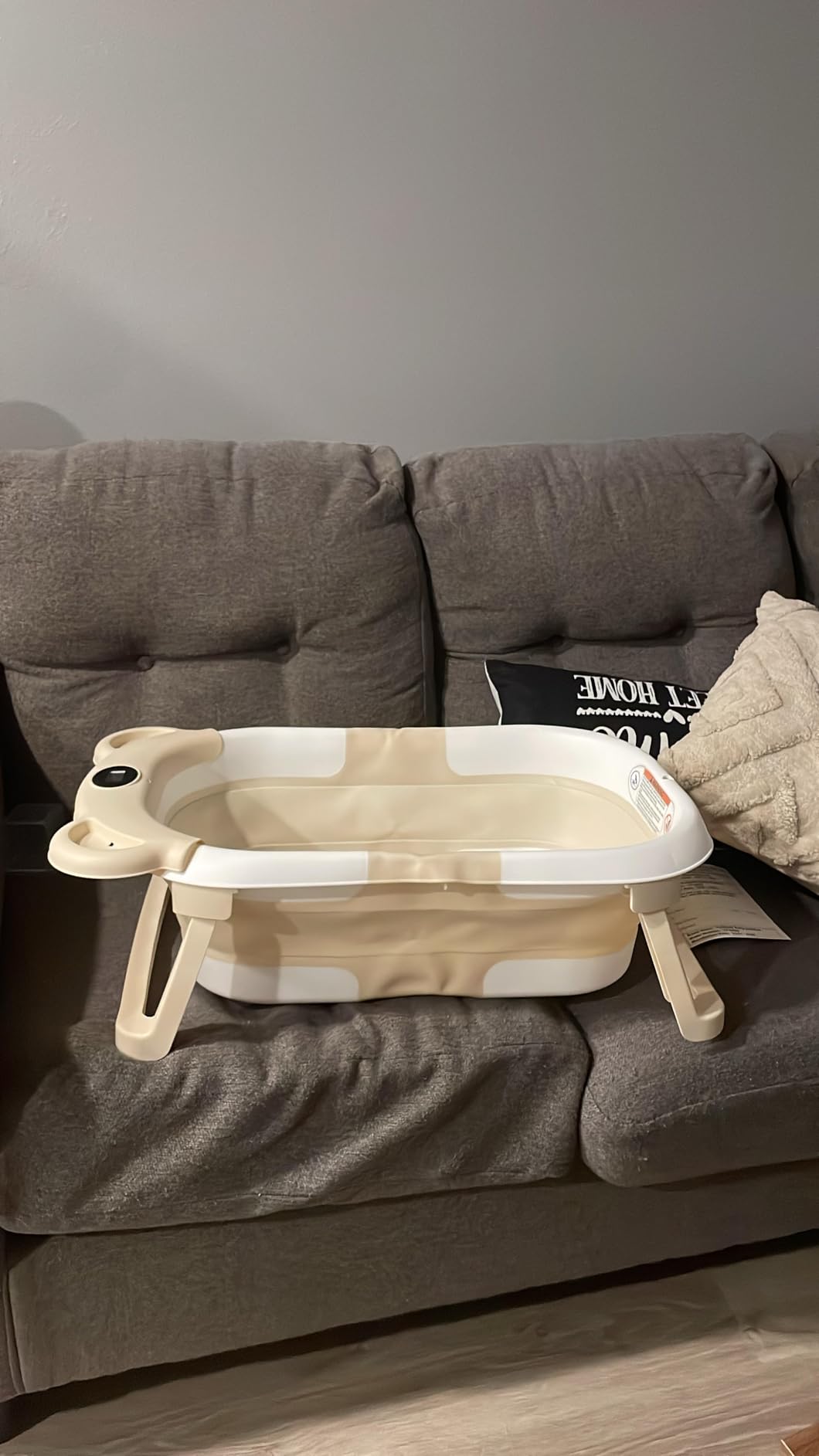 MoreFeel Collapsible Baby Bathtub for Newborn with Thermometer & 1 Hooded Towel & 1 Soft Floating Cushion,Portable Travel Bathtub with Drain Hole, Durable Foldable Baby Tubs for Infants to Toddler customer photo 2