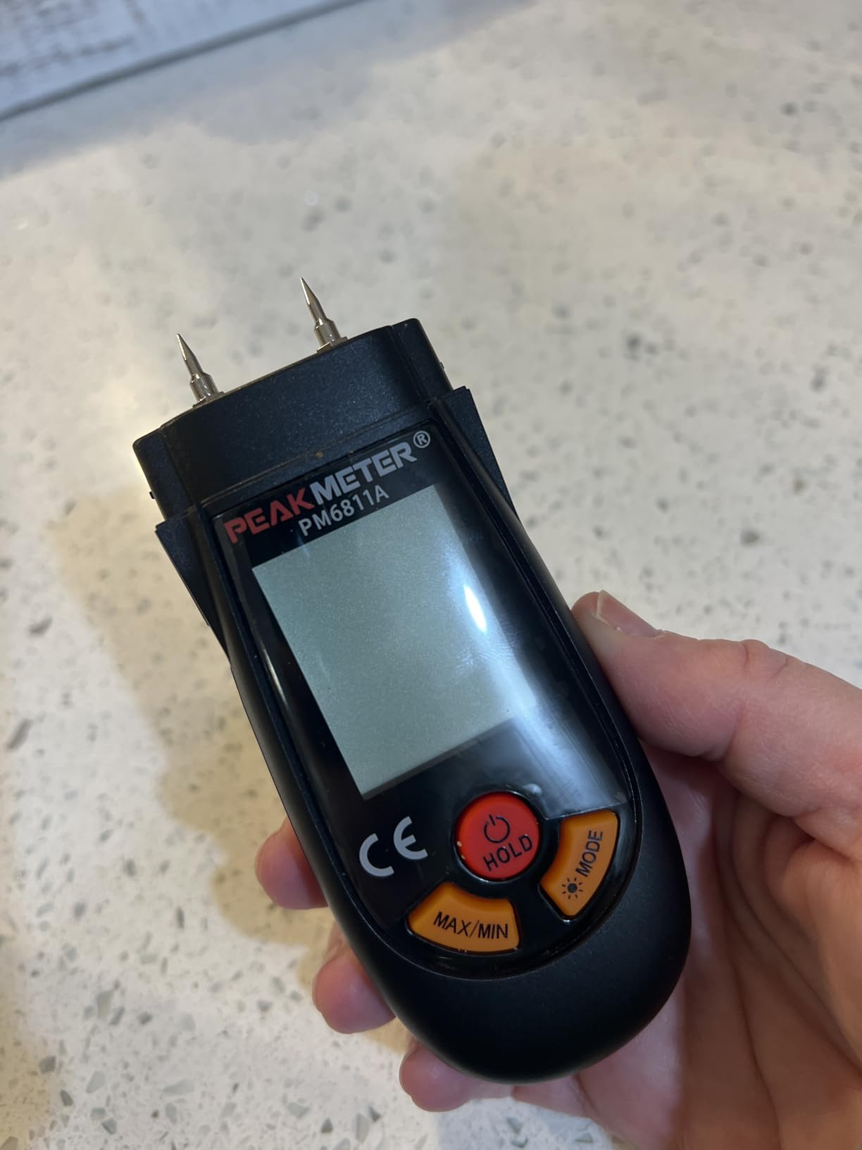 Wood Moisture Meter, with Battery and LCD Display, Suitable for Quick Determination of Moisture Content of Many Types of logs, Paper, Plywood, Plaster Walls, Floor coverings, etc. customer photo 2