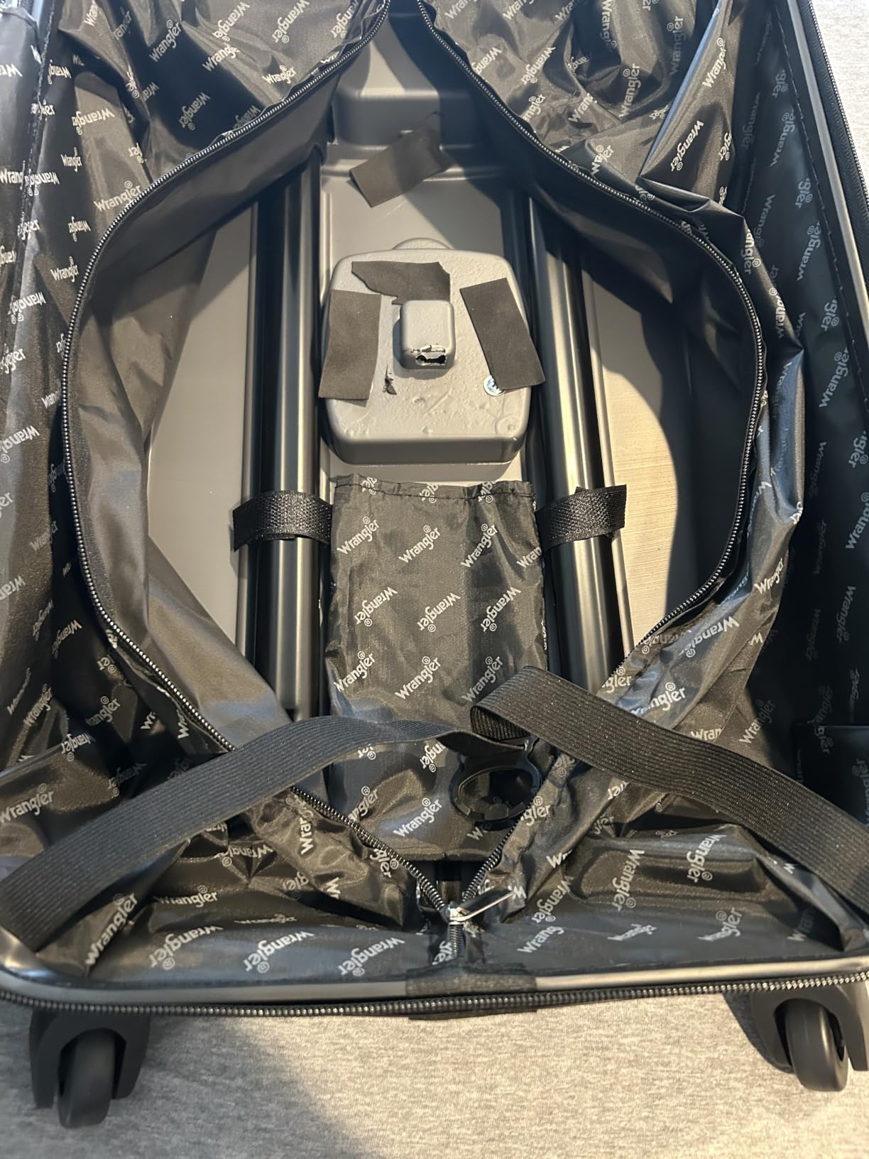 Wrangler Astral Hardside Luggage, Dark Shadow, 22-Inch Carry-On customer photo 2