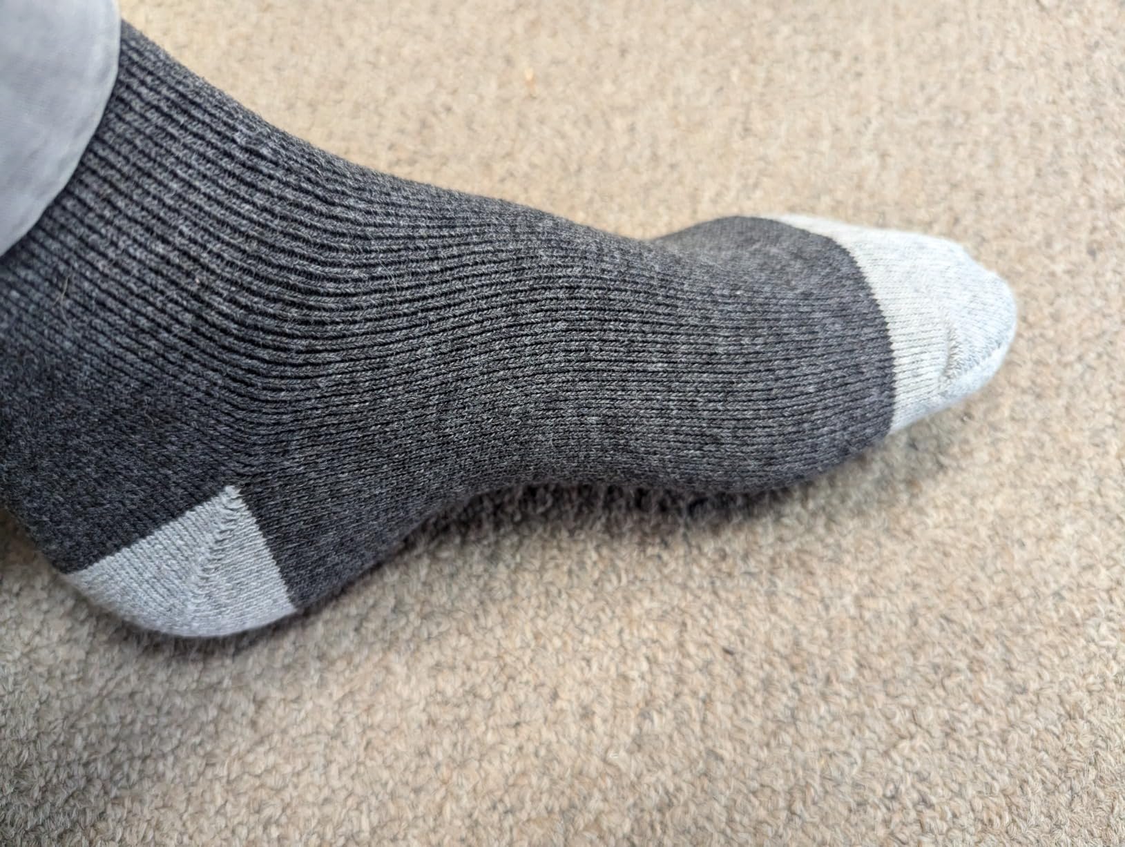 SIMIYA 5 Pairs Merino Wool Socks for Men, Super Thick Hiking Thermal Socks for Cold Weather customer photo 2